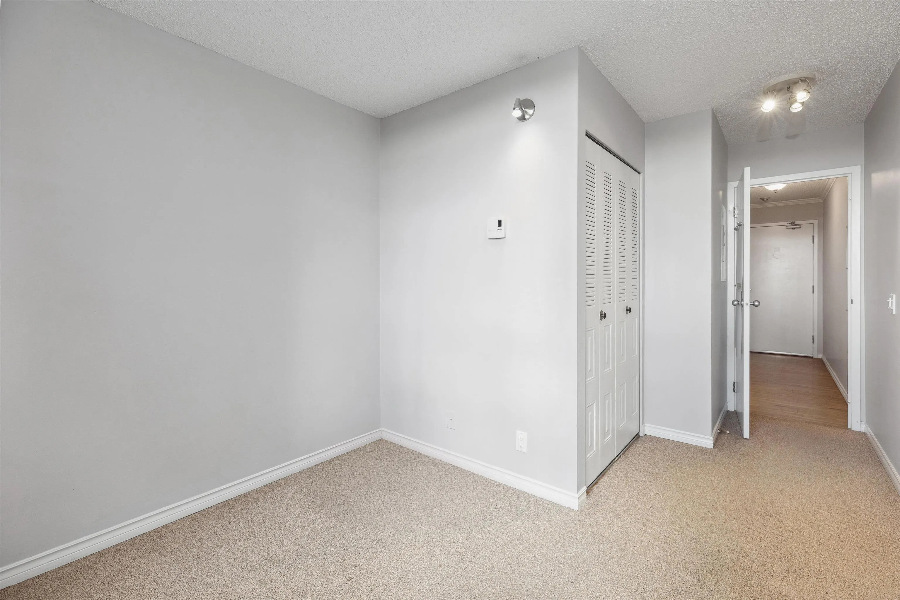 806 3970 Carrigan Court