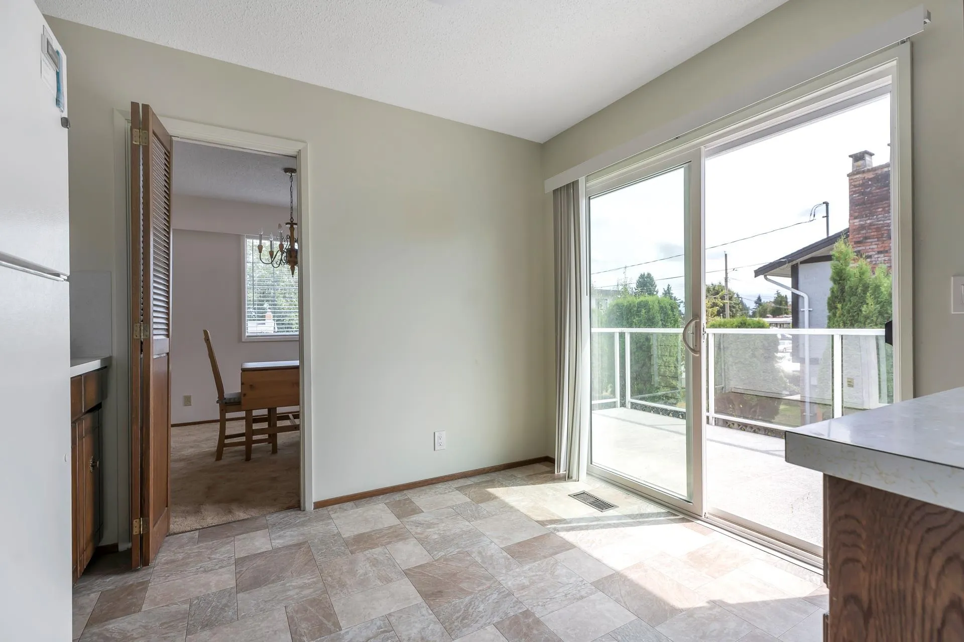 32640 Lonsdale Crescent
