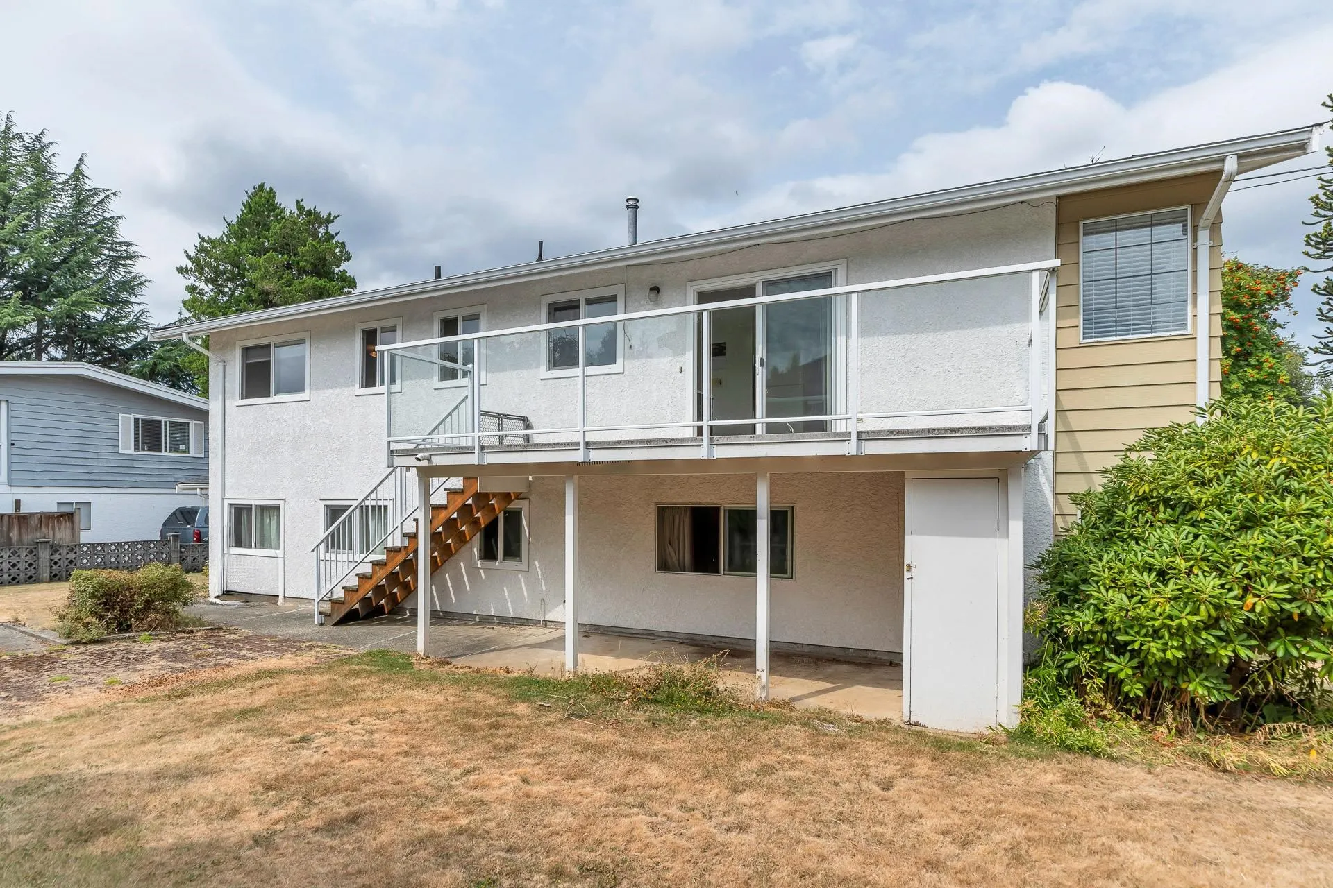 32640 Lonsdale Crescent