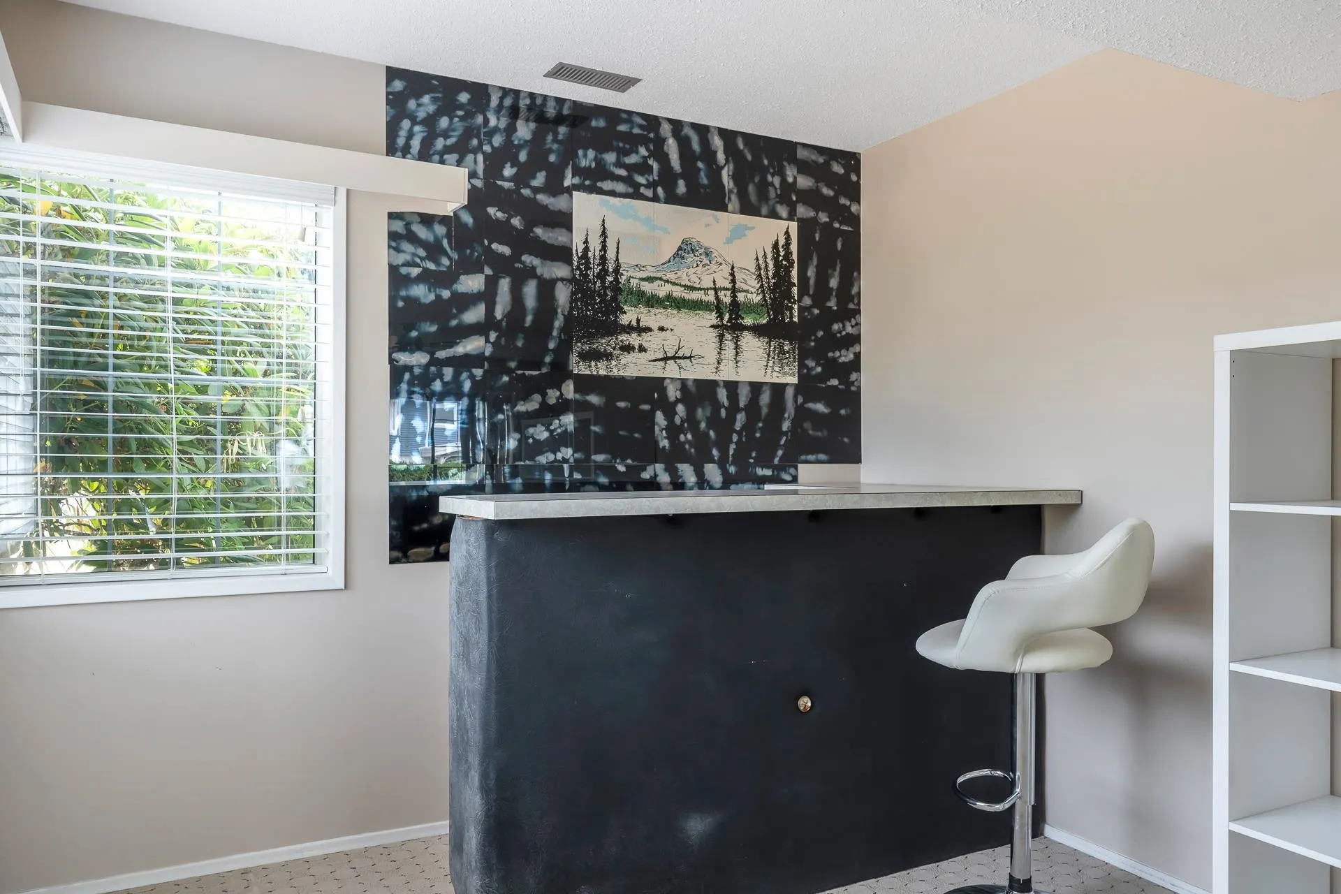 32640 Lonsdale Crescent