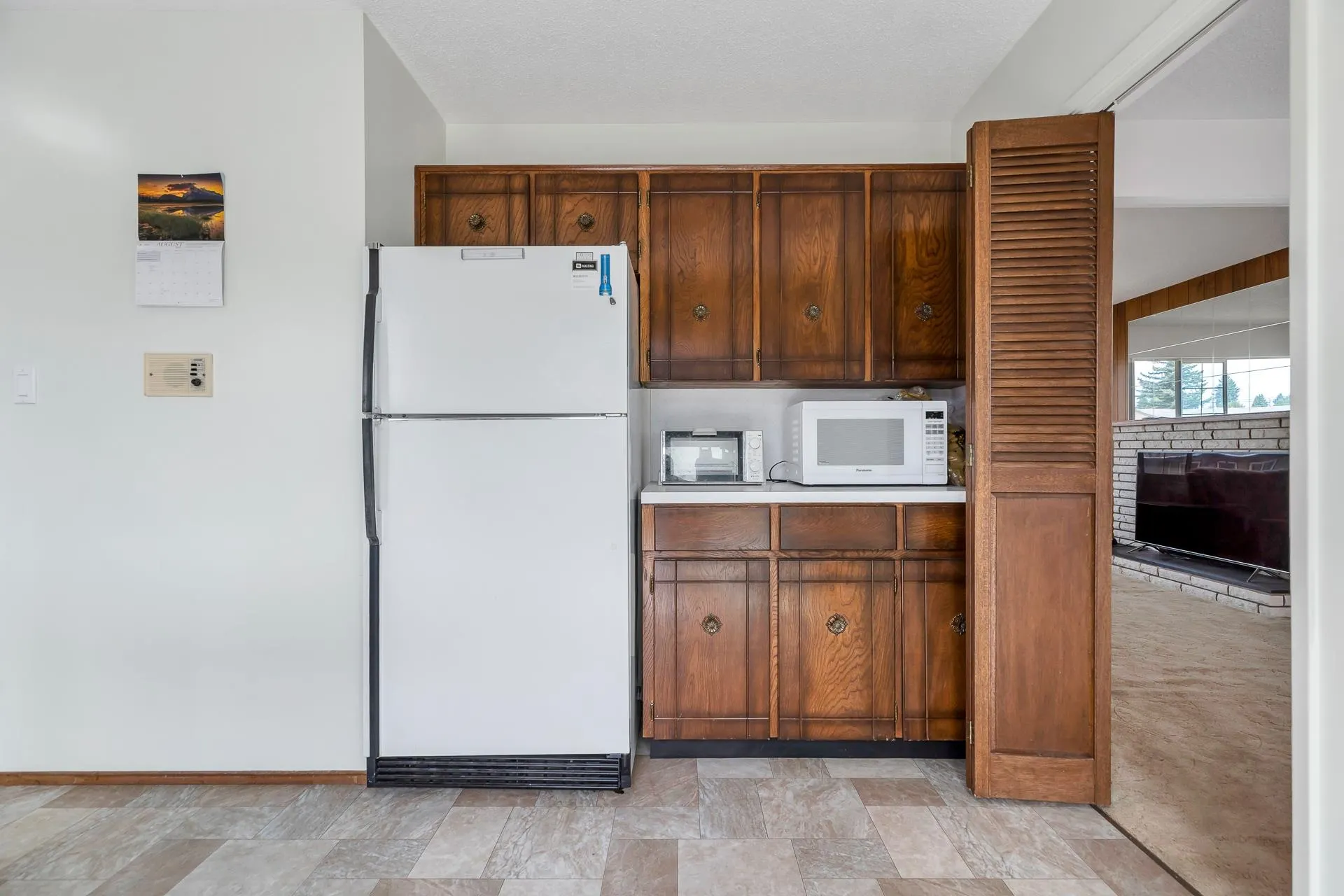 32640 Lonsdale Crescent