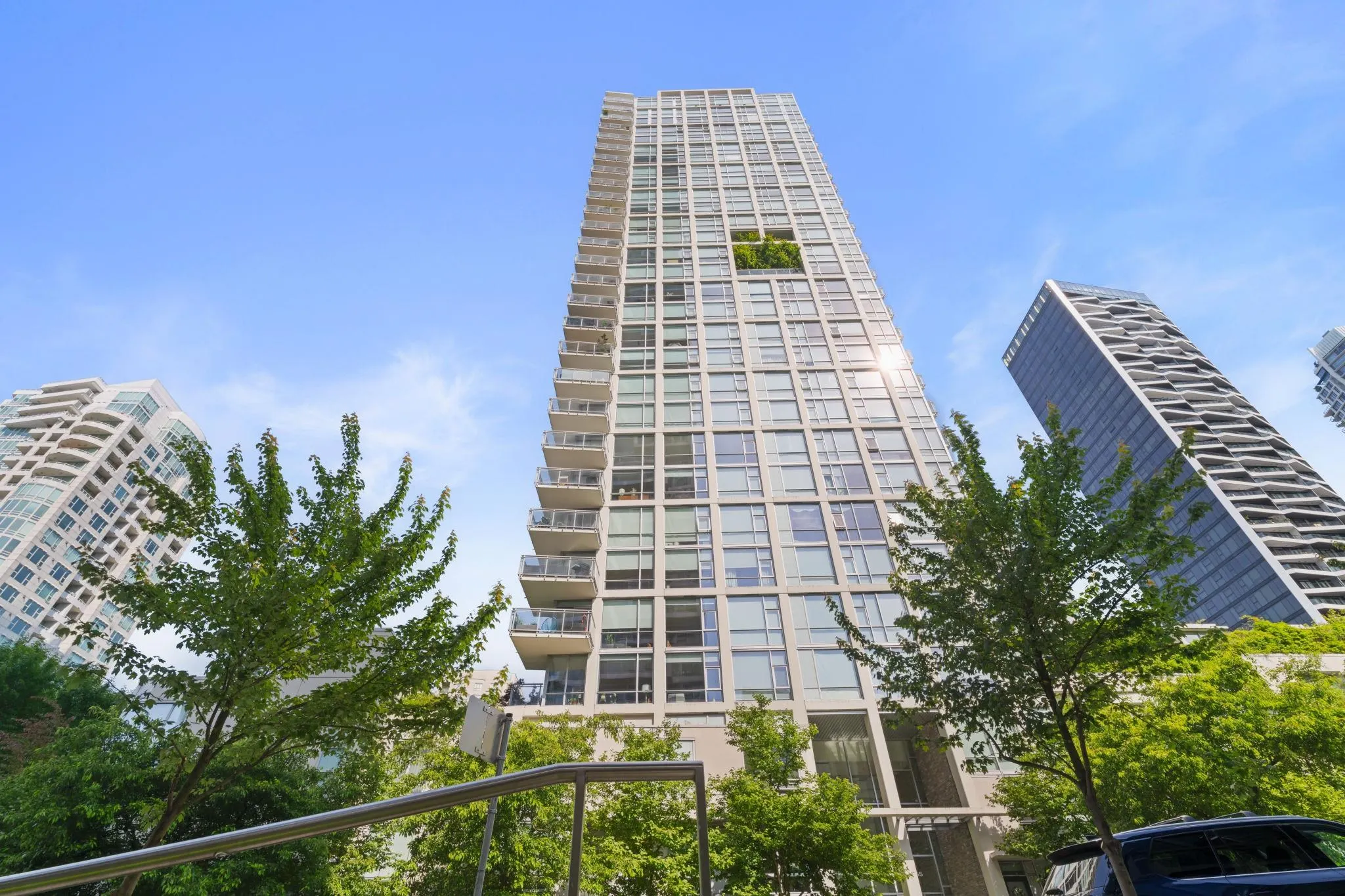 1202 1455 Howe
