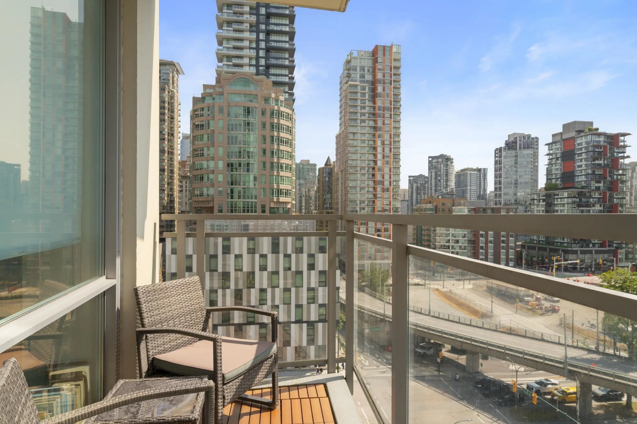 1202 1455 Howe