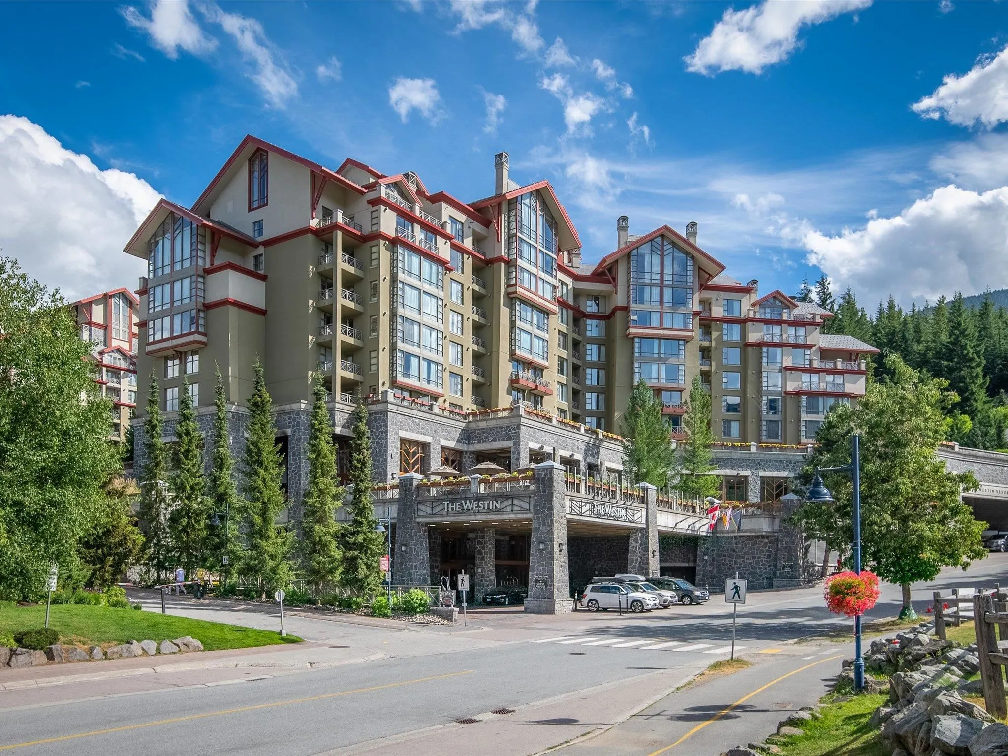 904 4090 Whistler Way