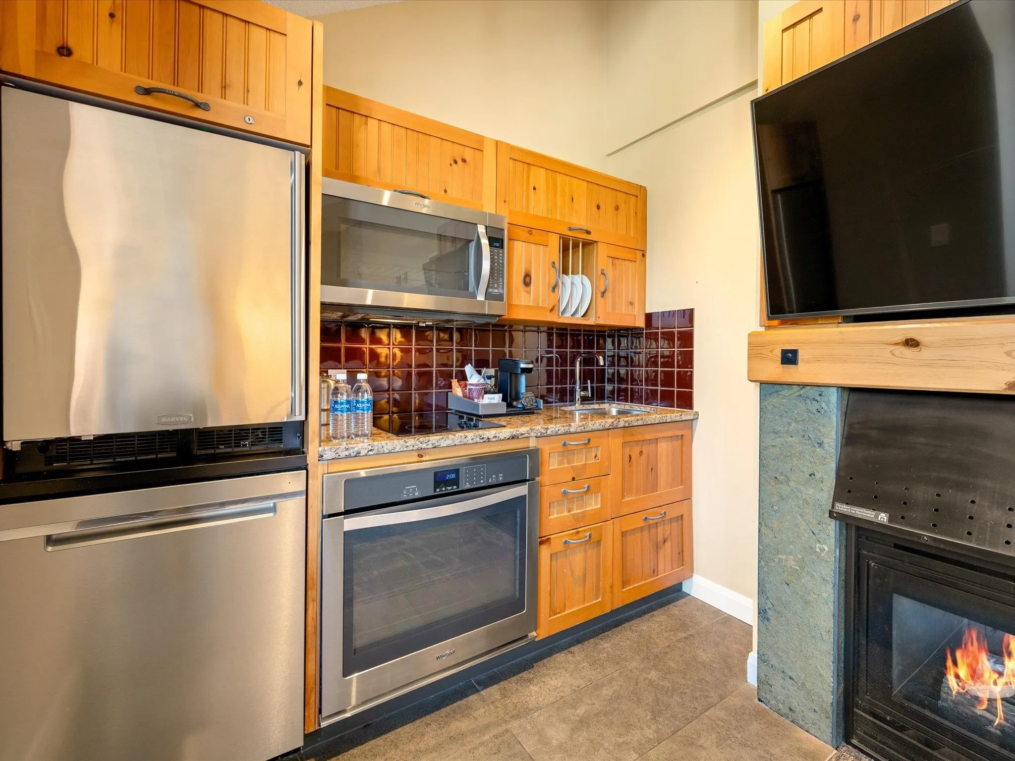 904 4090 Whistler Way