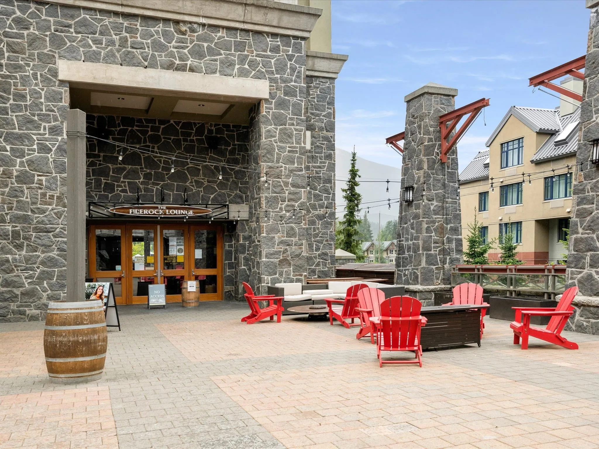 904 4090 Whistler Way
