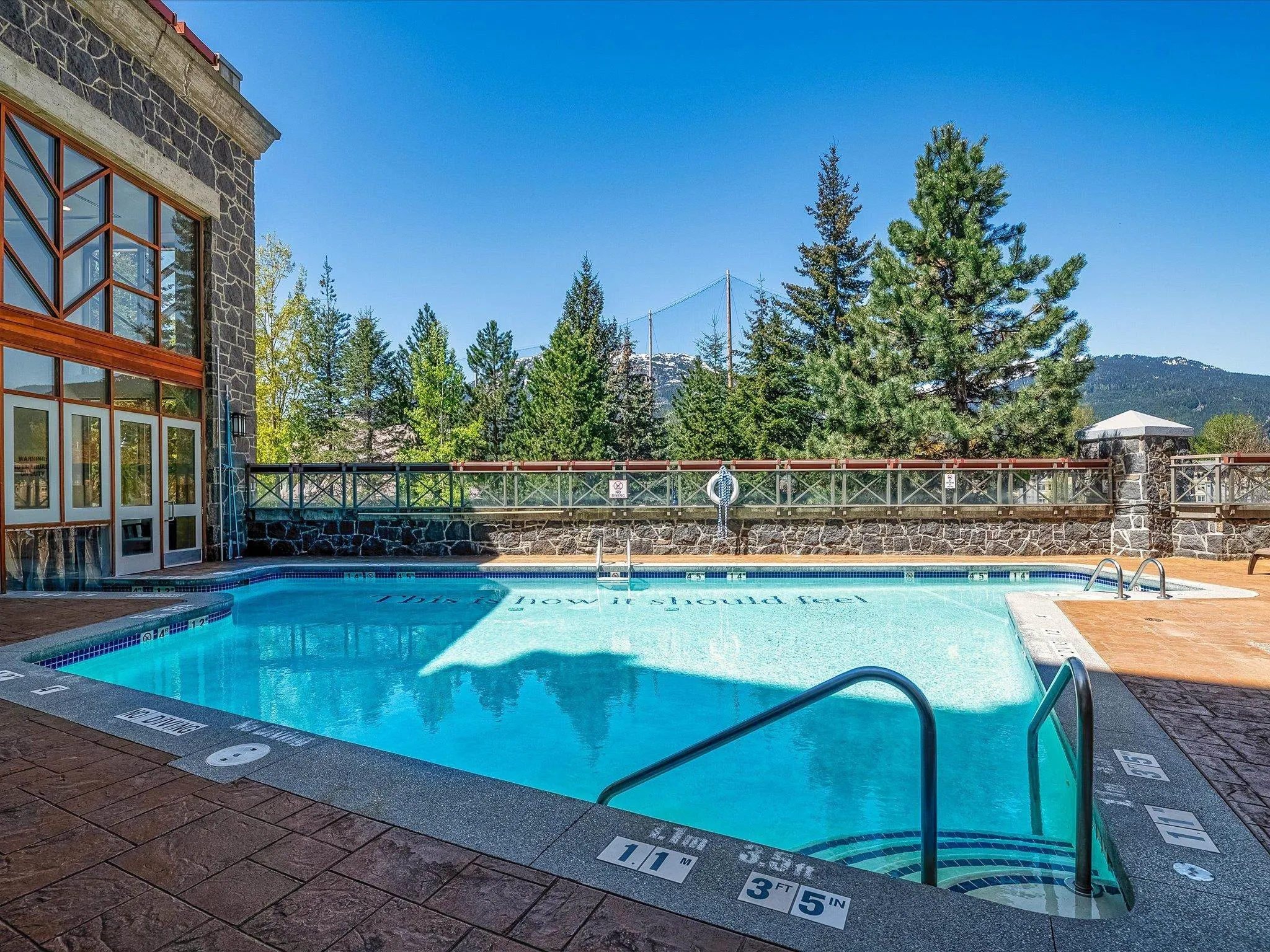 904 4090 Whistler Way