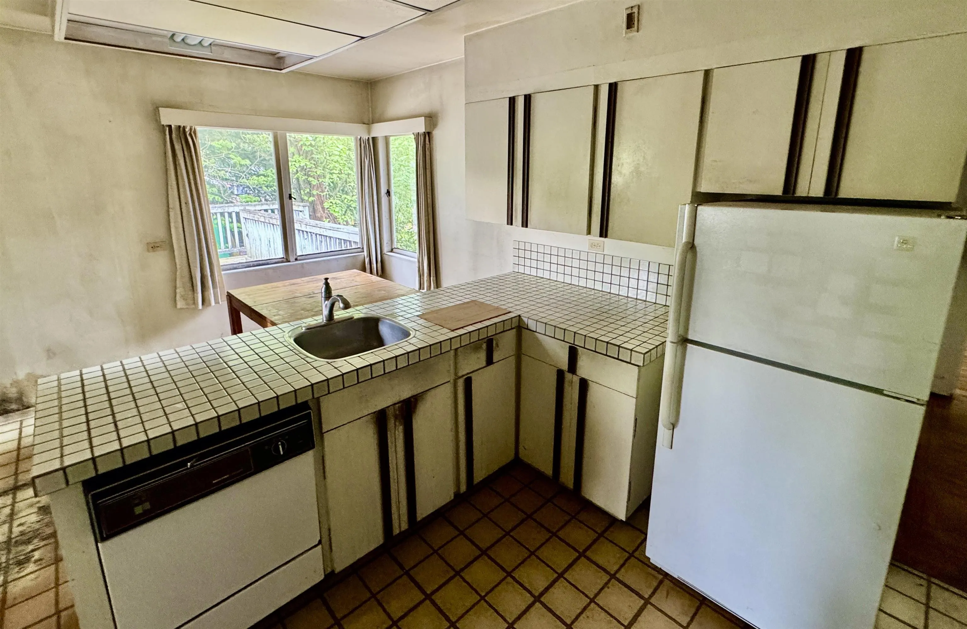 515 W 24th Street