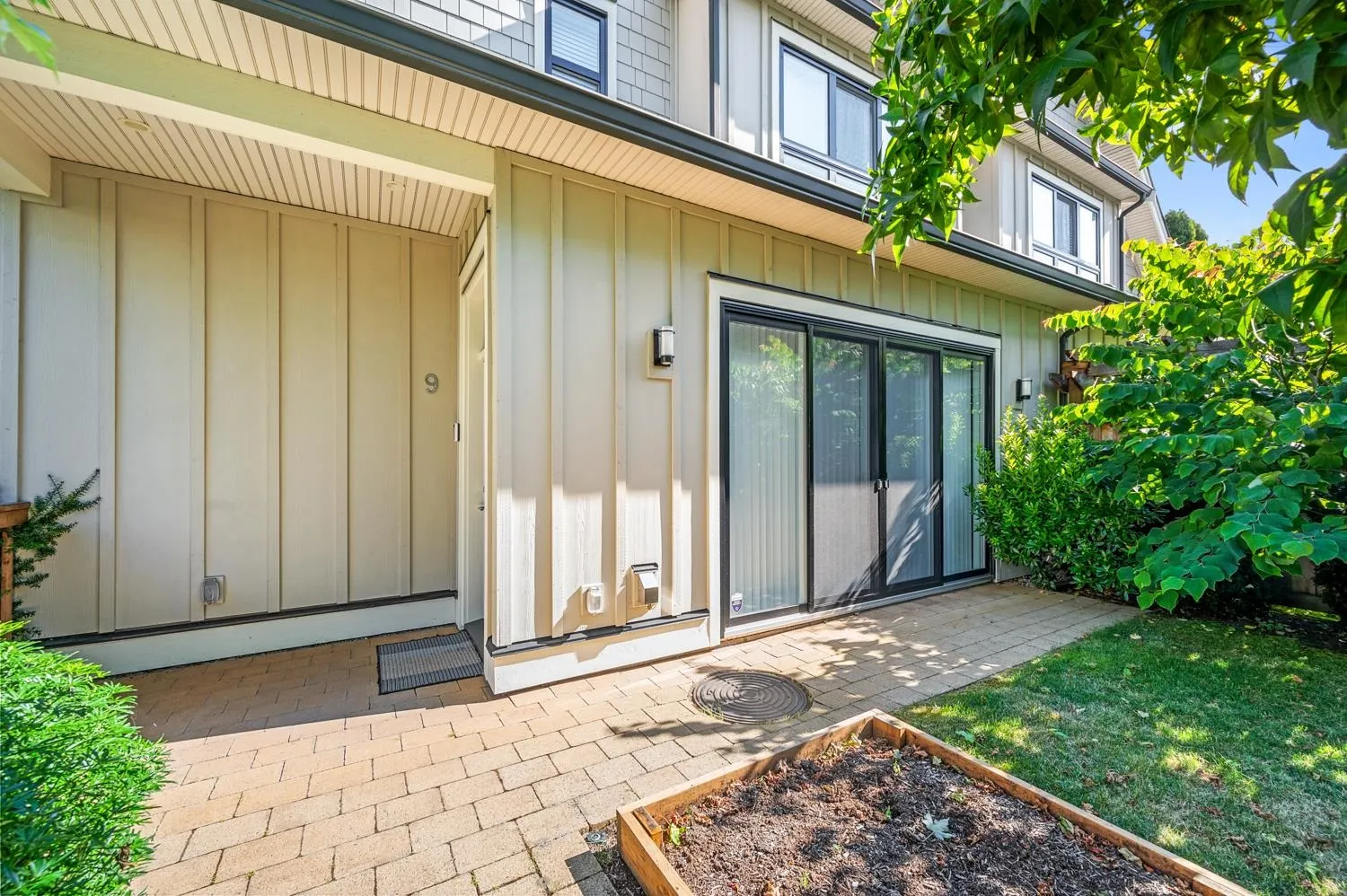9 5071 Steveston Highway