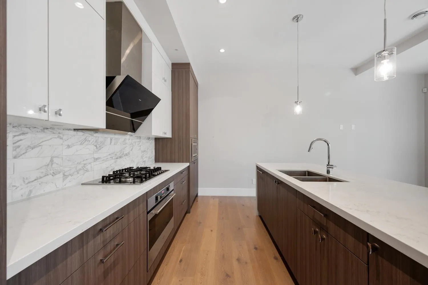 9 5071 Steveston Highway