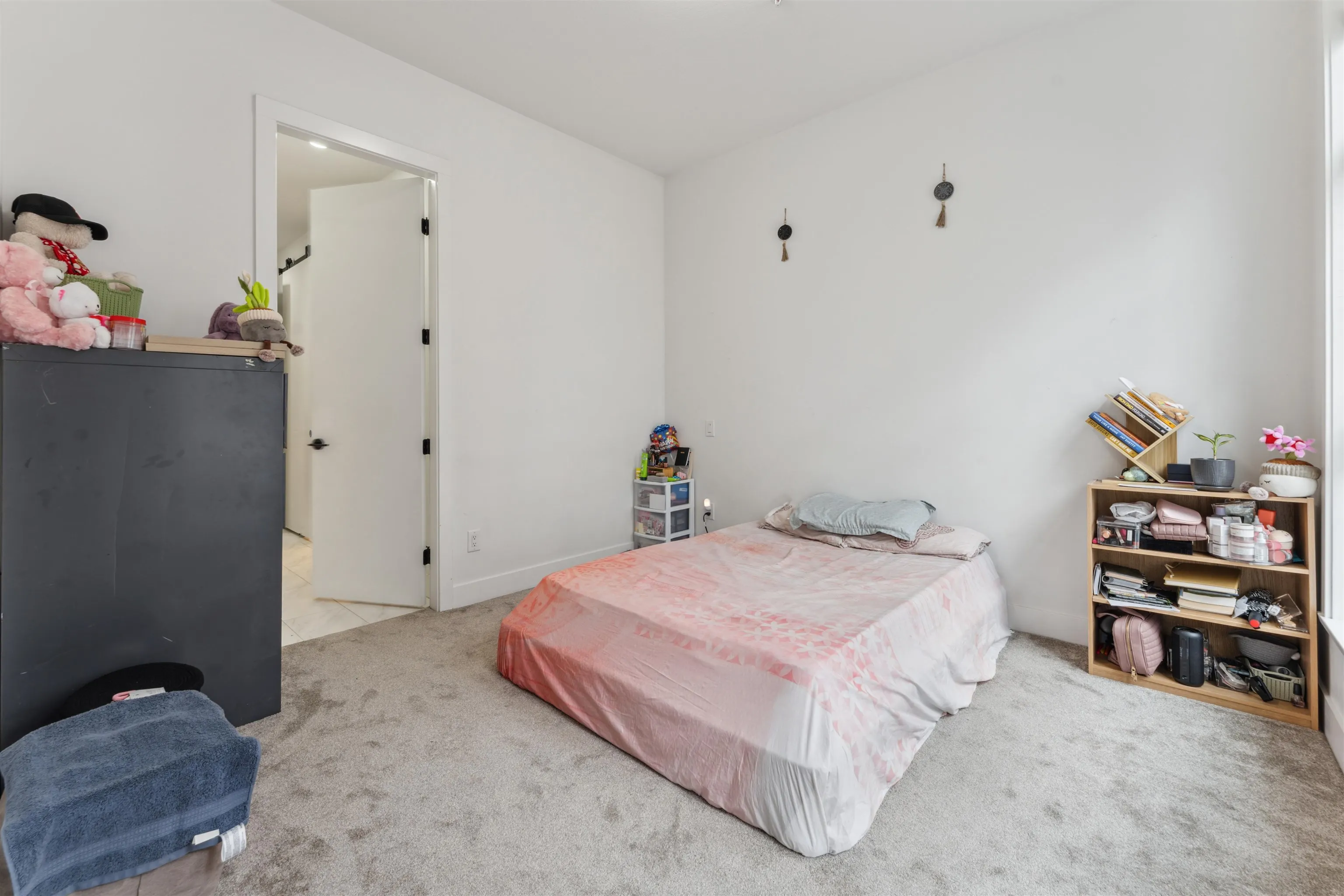 210 13933 105 Boulevard