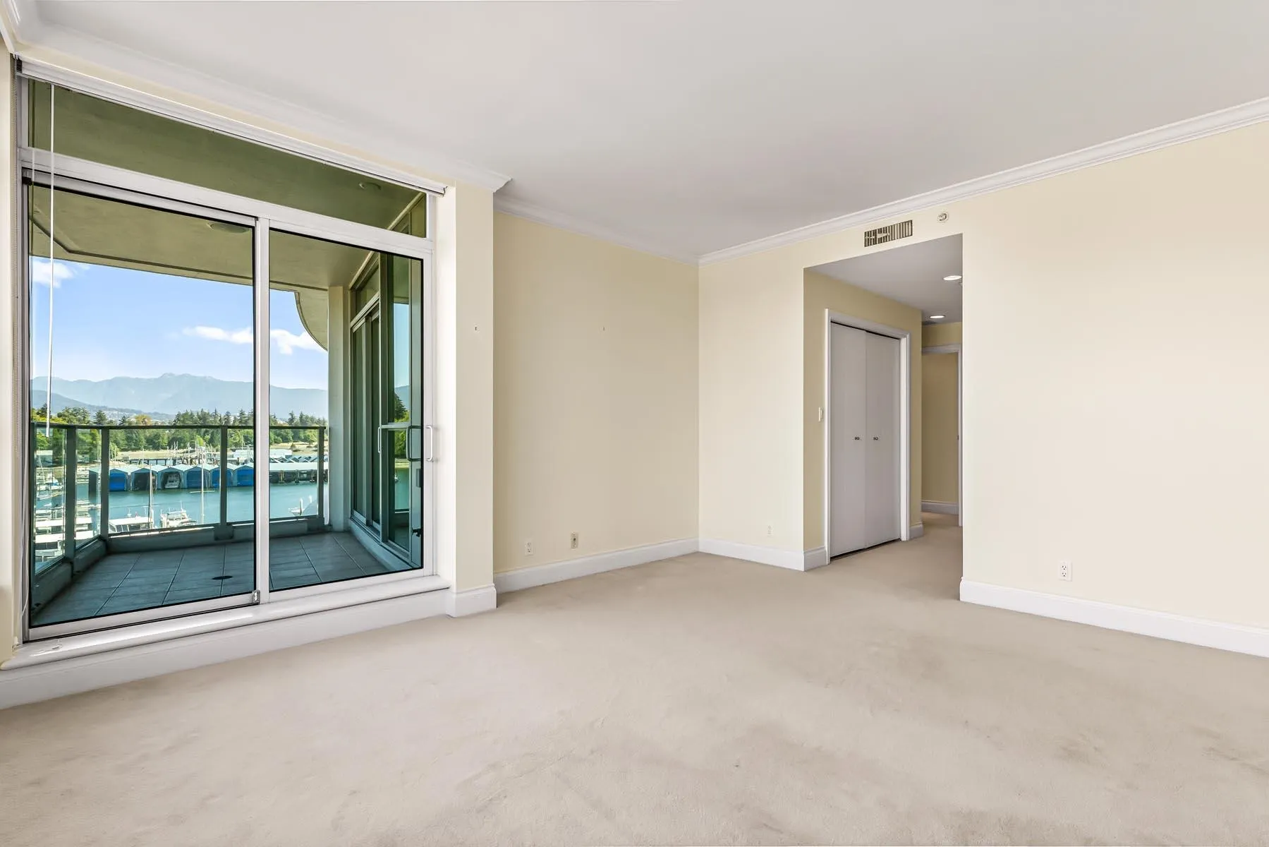 602 1777 Bayshore Drive