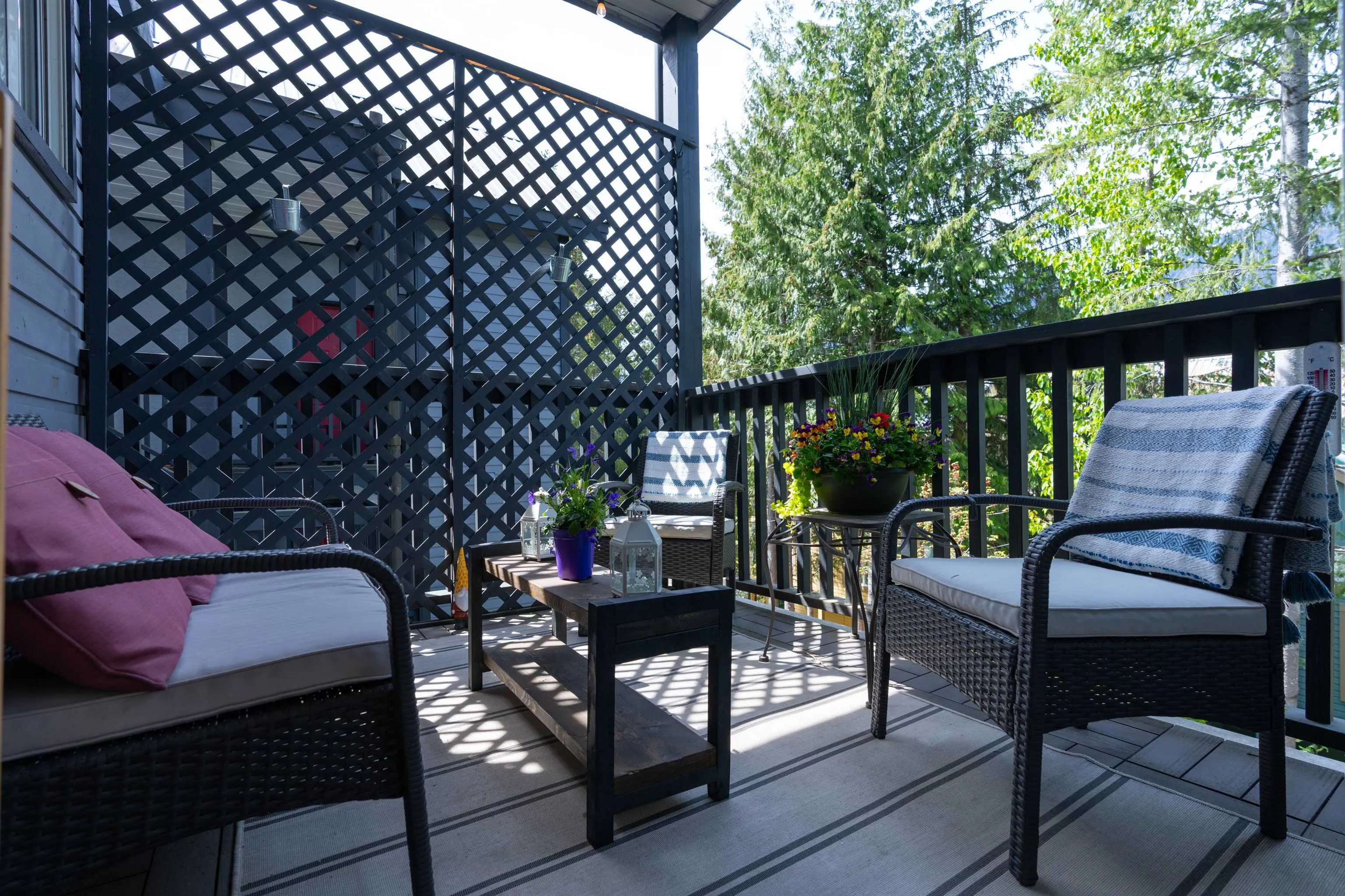 8 2213 Marmot Place