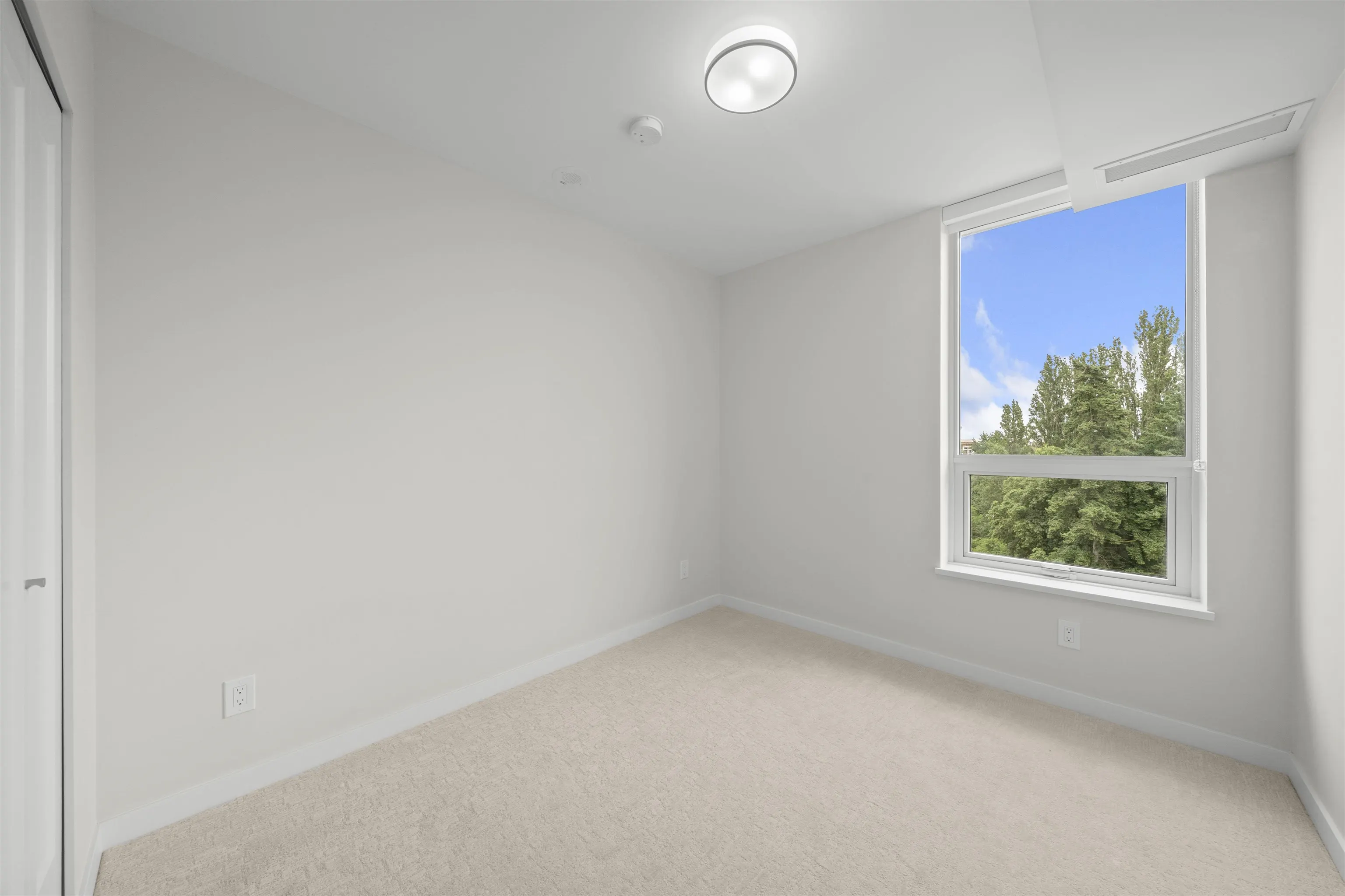815 3699 Sexsmith Road