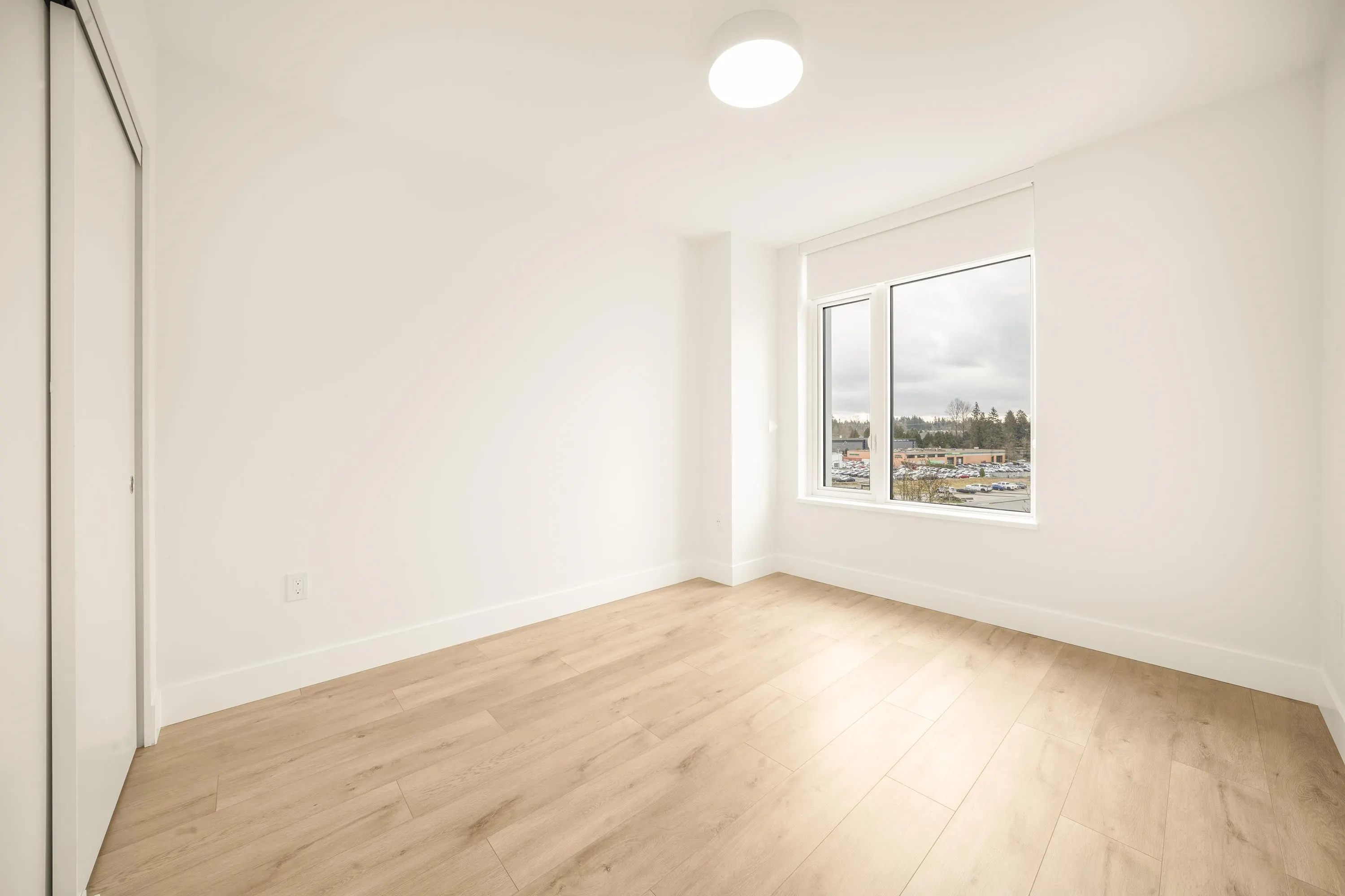 404 10428 Whalley Boulevard