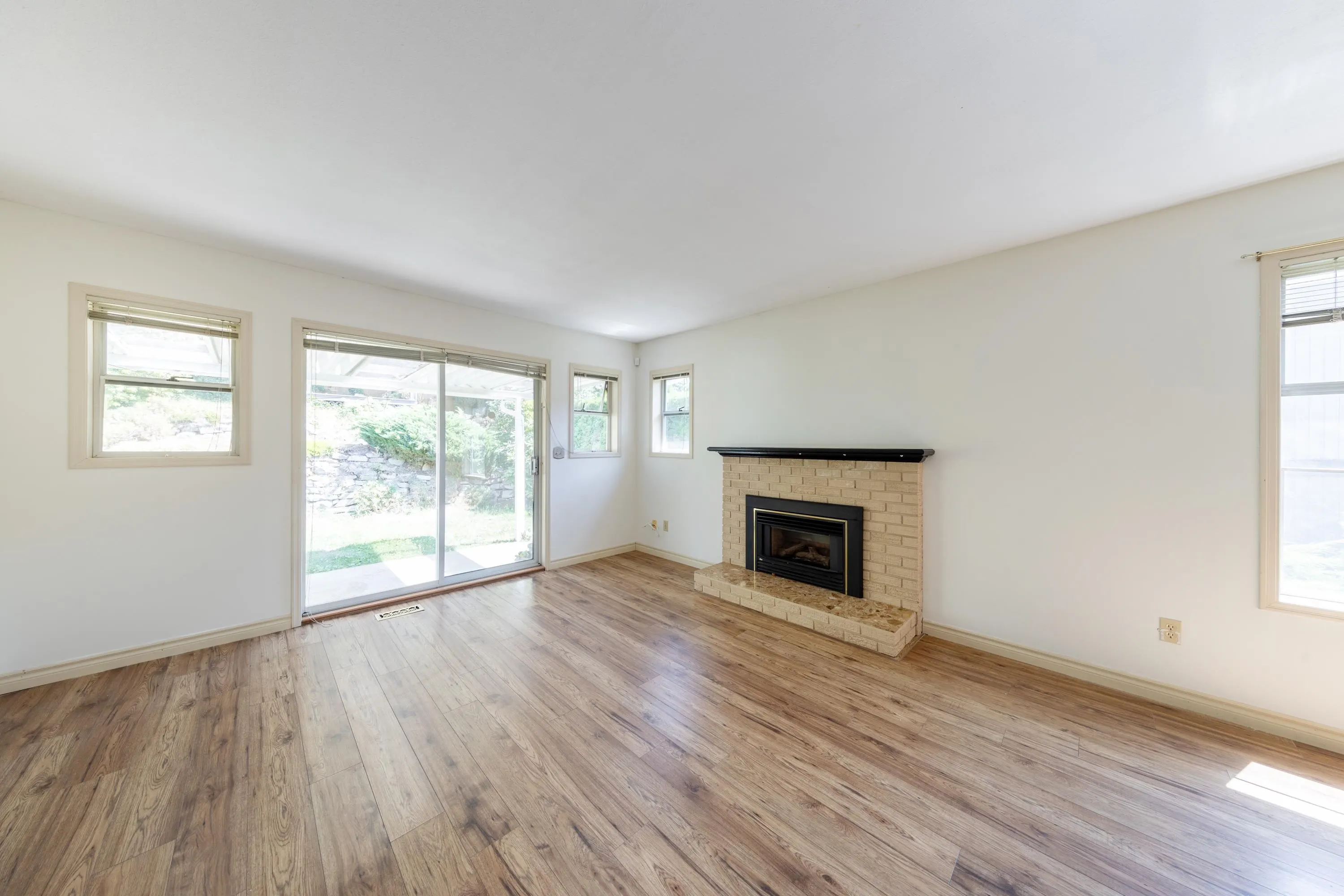 2138 Essex Drive