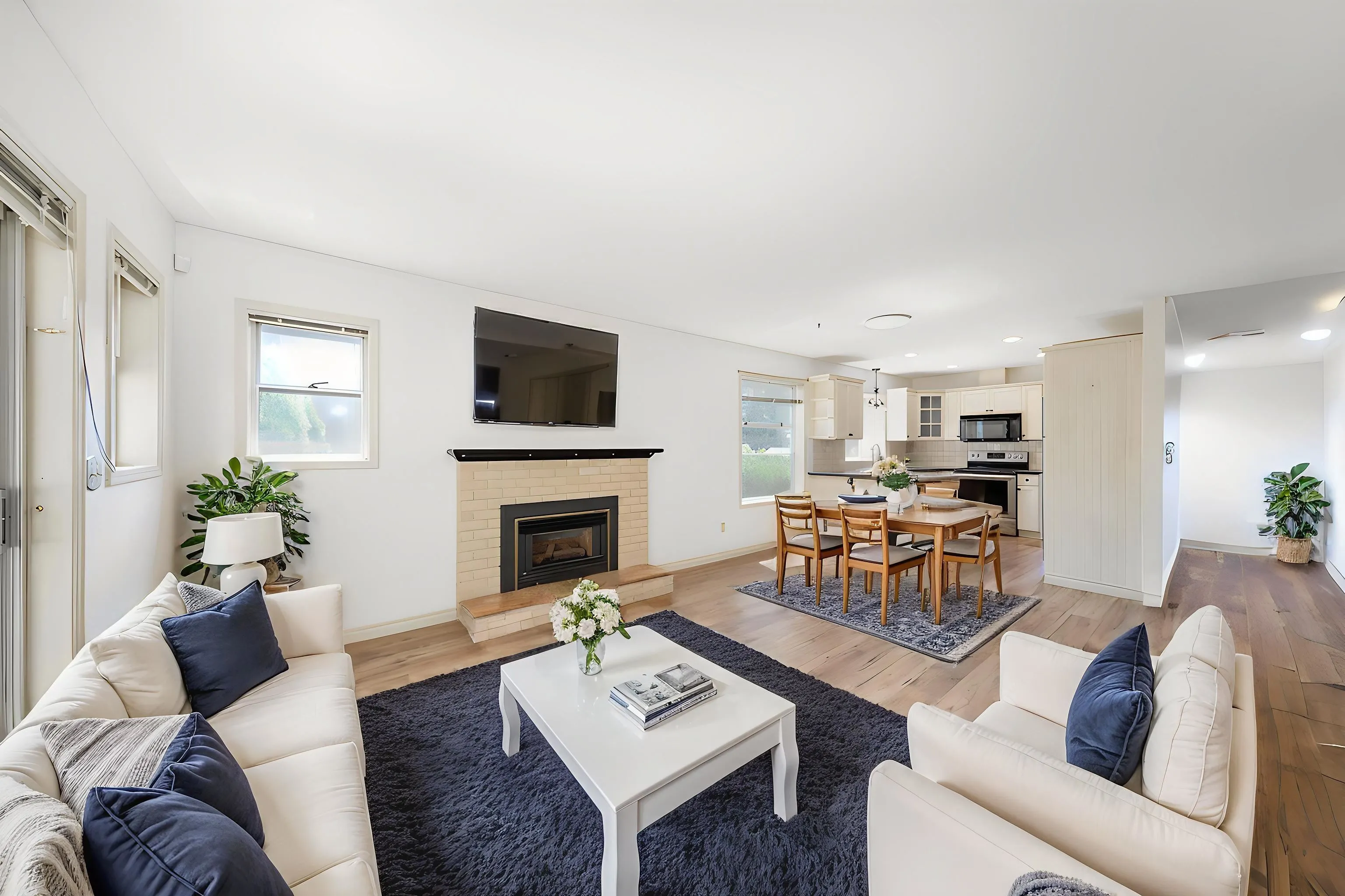 2138 Essex Drive