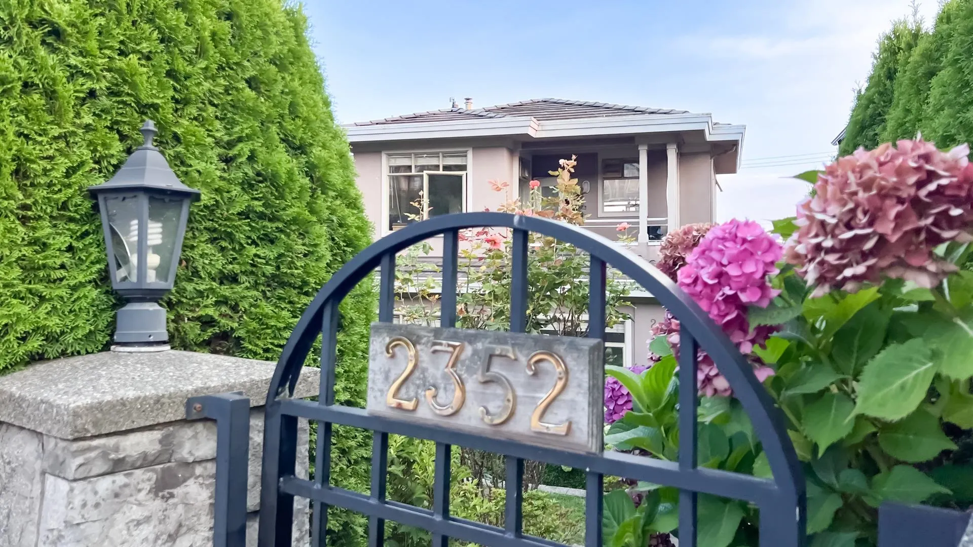 2352 Marine Drive