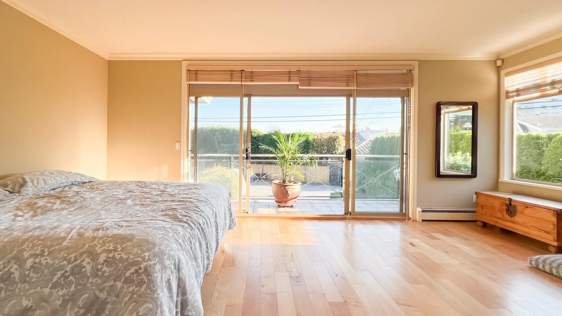 2352 Marine Drive