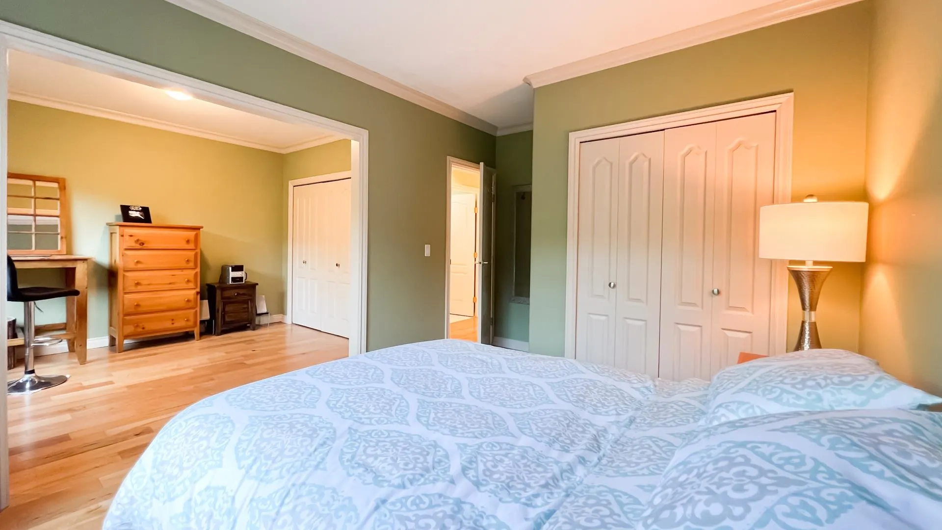 2352 Marine Drive