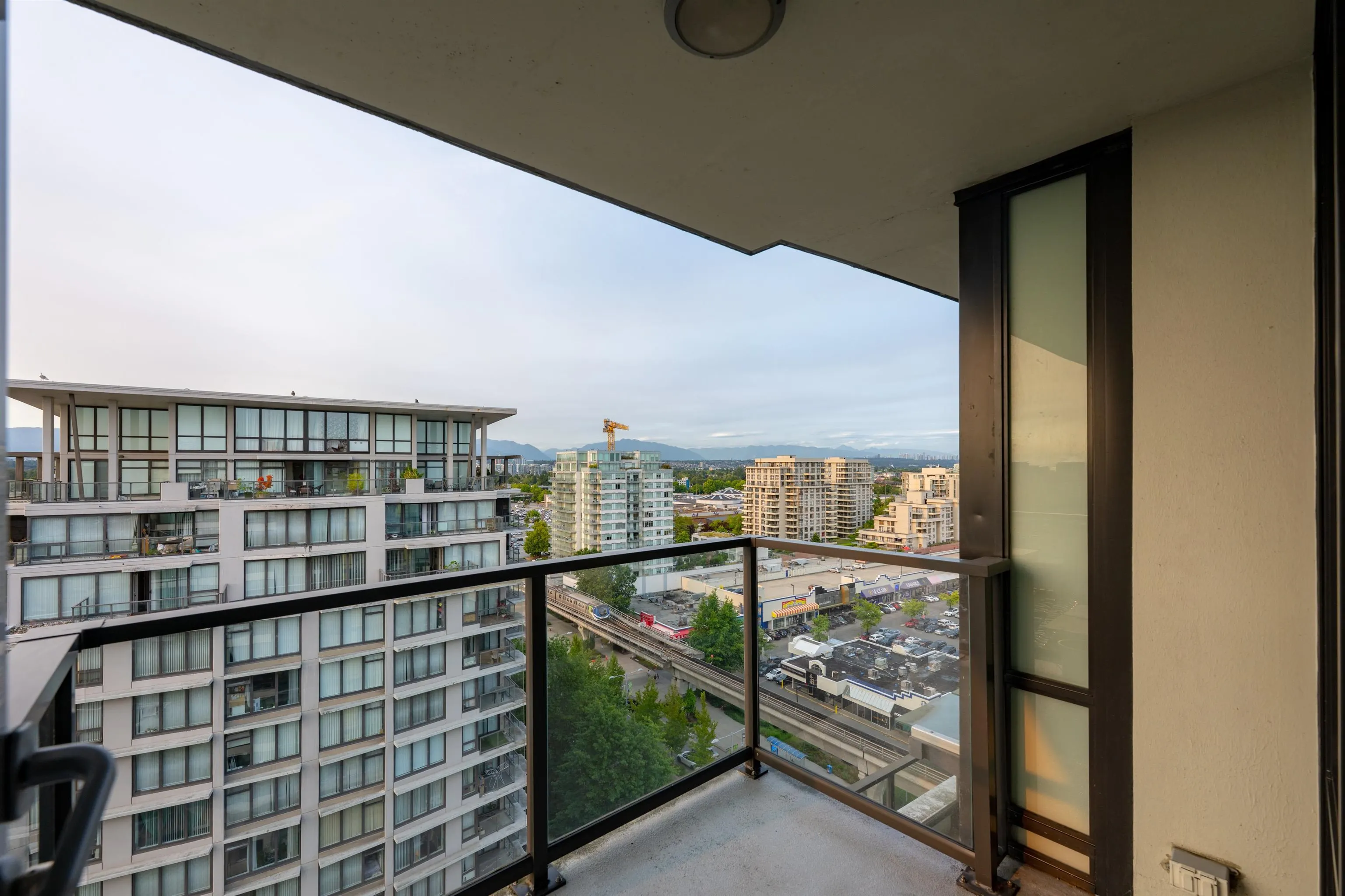 1803 7988 Ackroyd Road