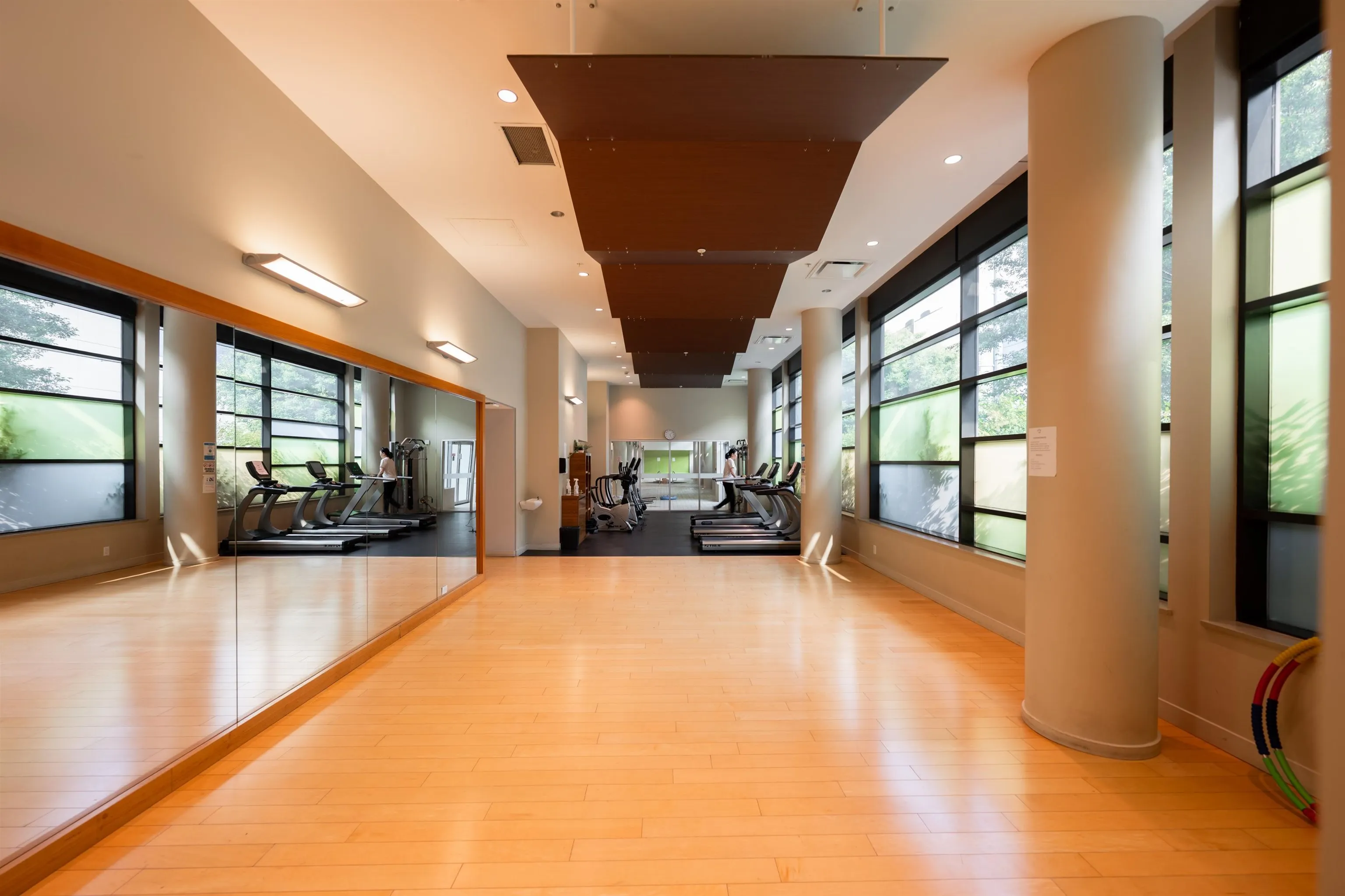 1803 7988 Ackroyd Road