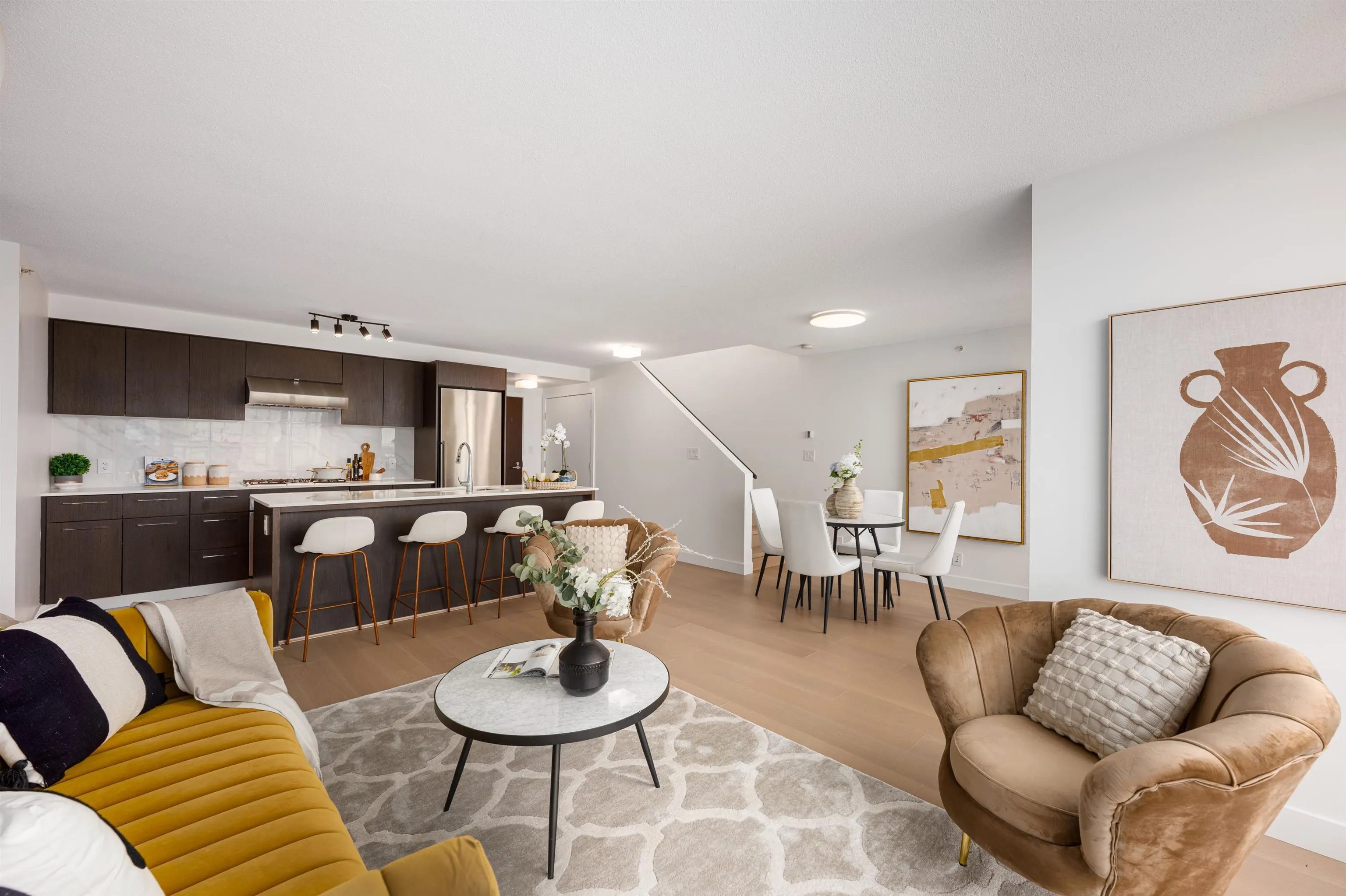 1803 7988 Ackroyd Road