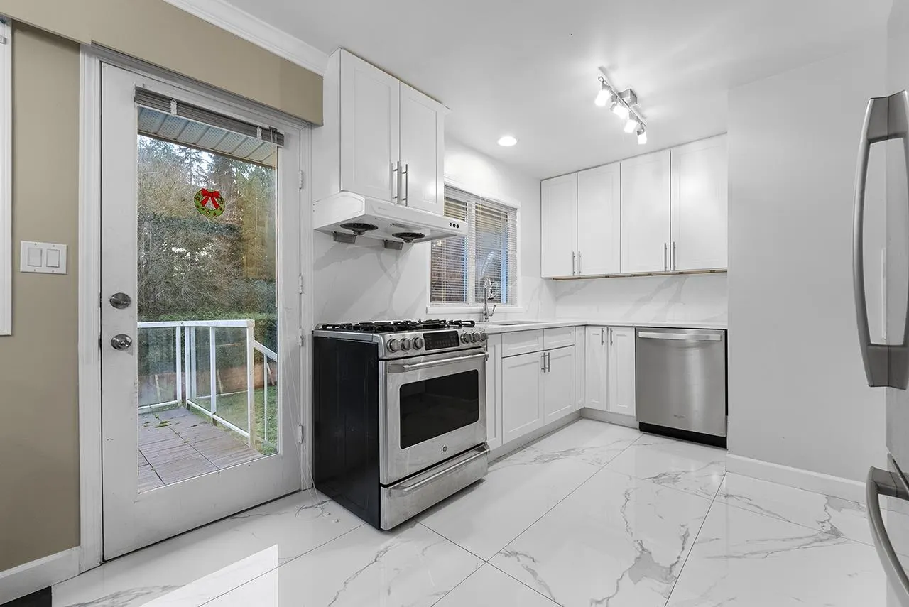 9248 General Currie Road