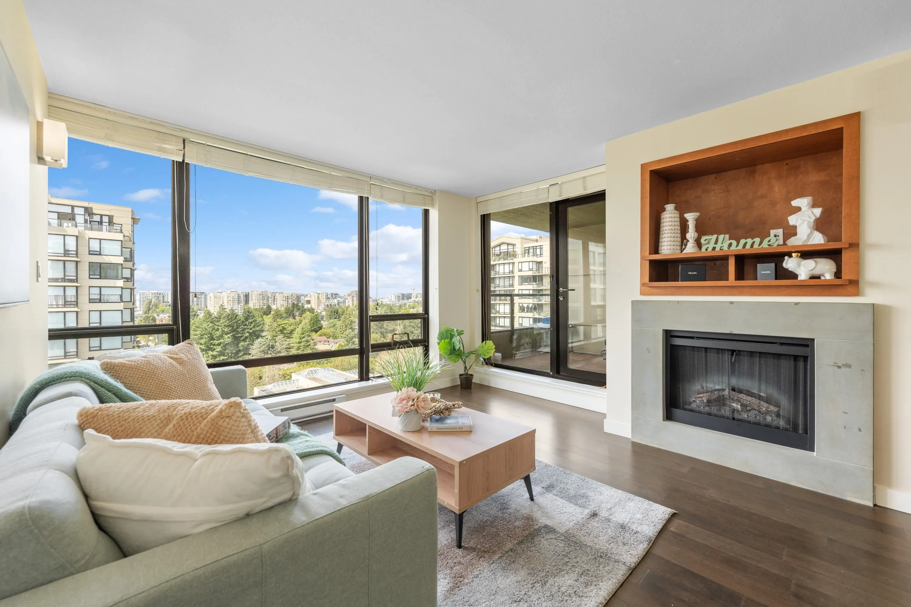 1501 9133 Hemlock Drive