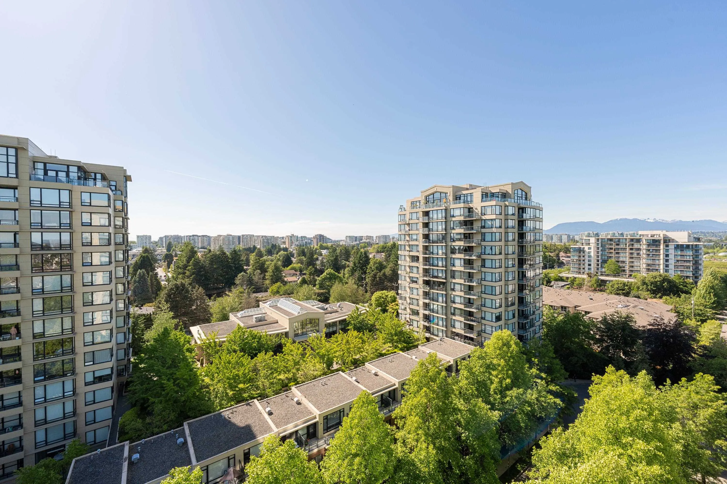 1501 9133 Hemlock Drive
