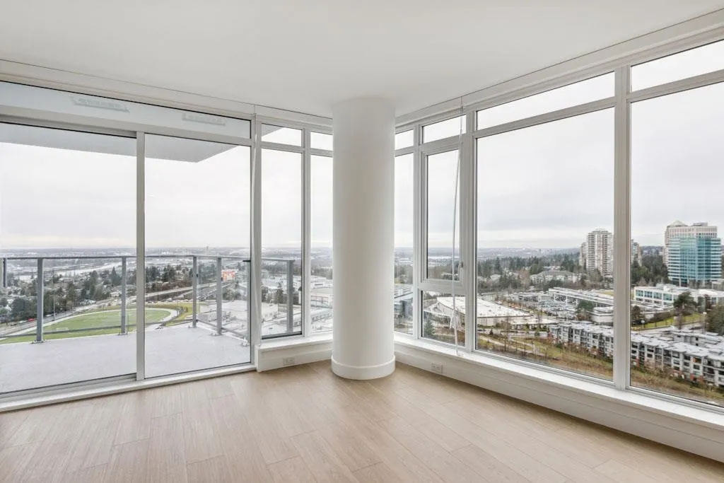 1808 7683 Park Crescent