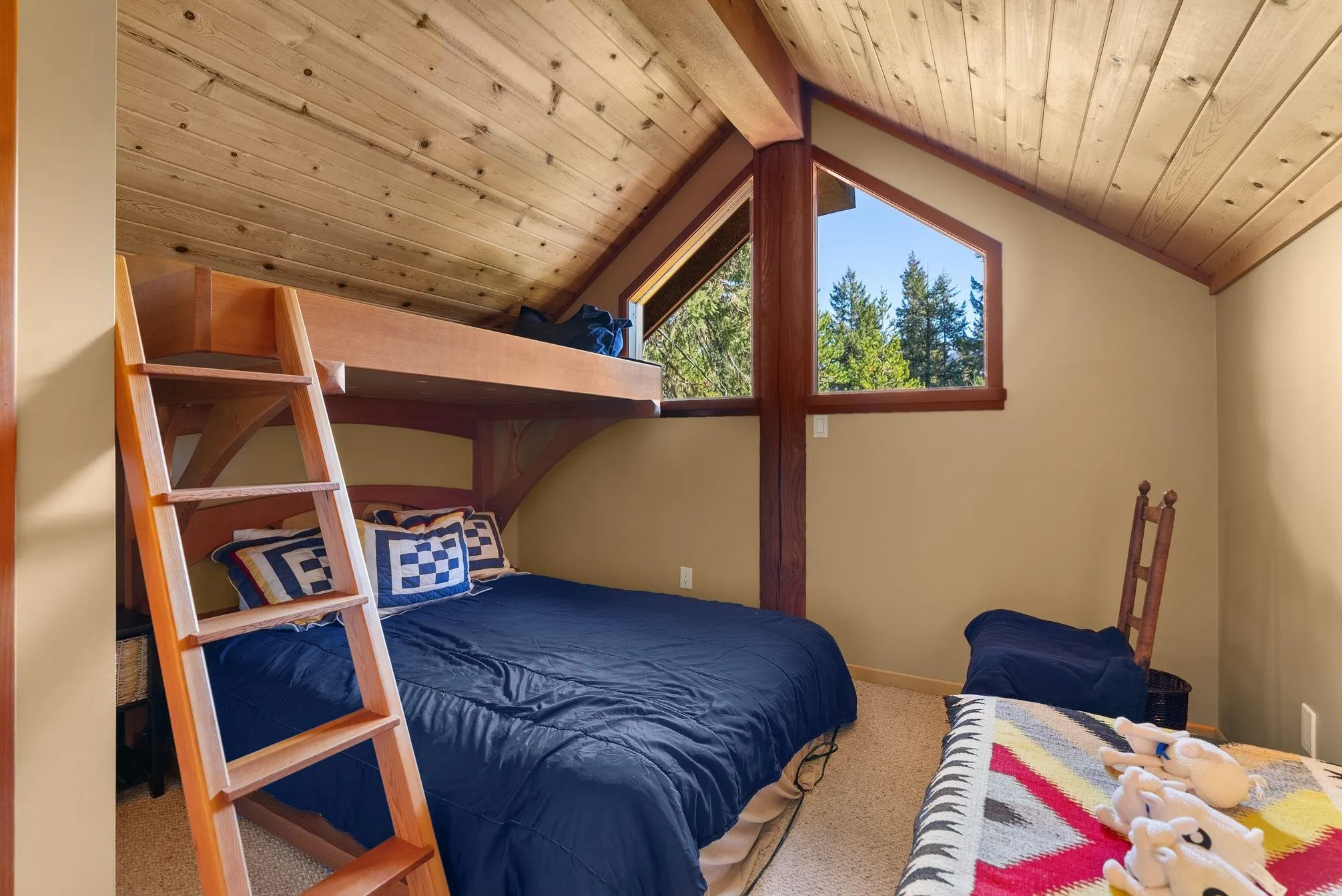9551 Emerald Drive