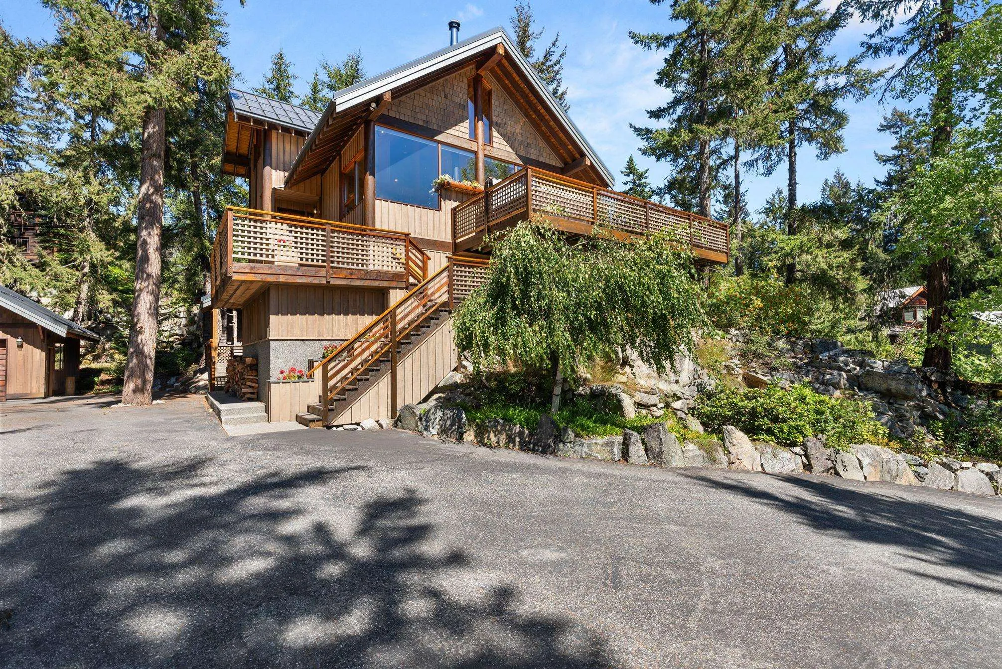 9551 Emerald Drive