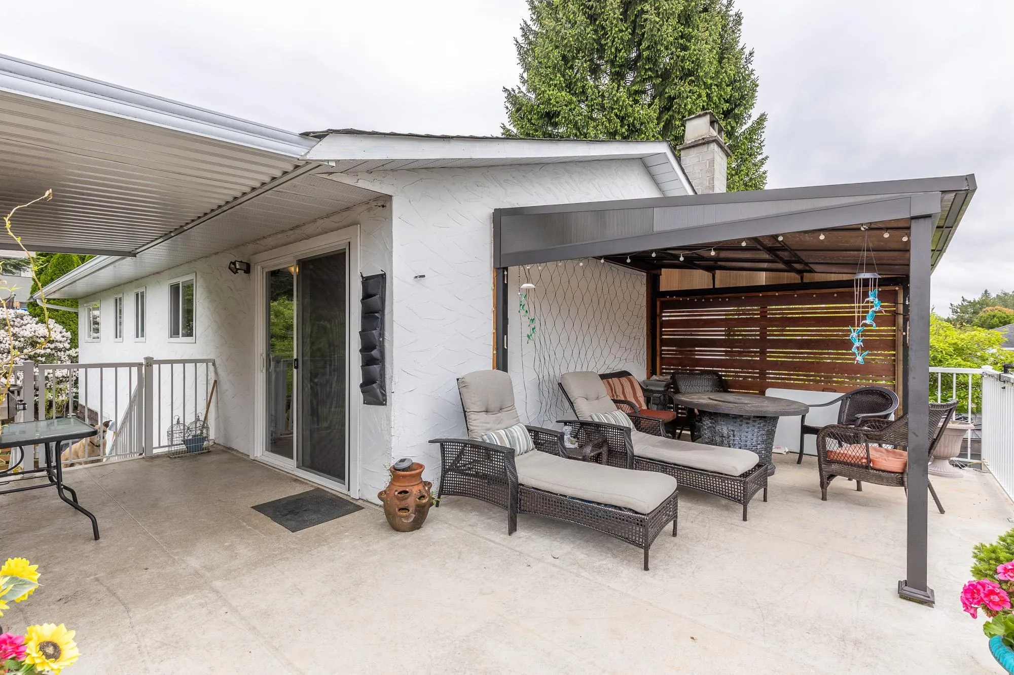 8119 Brown Crescent