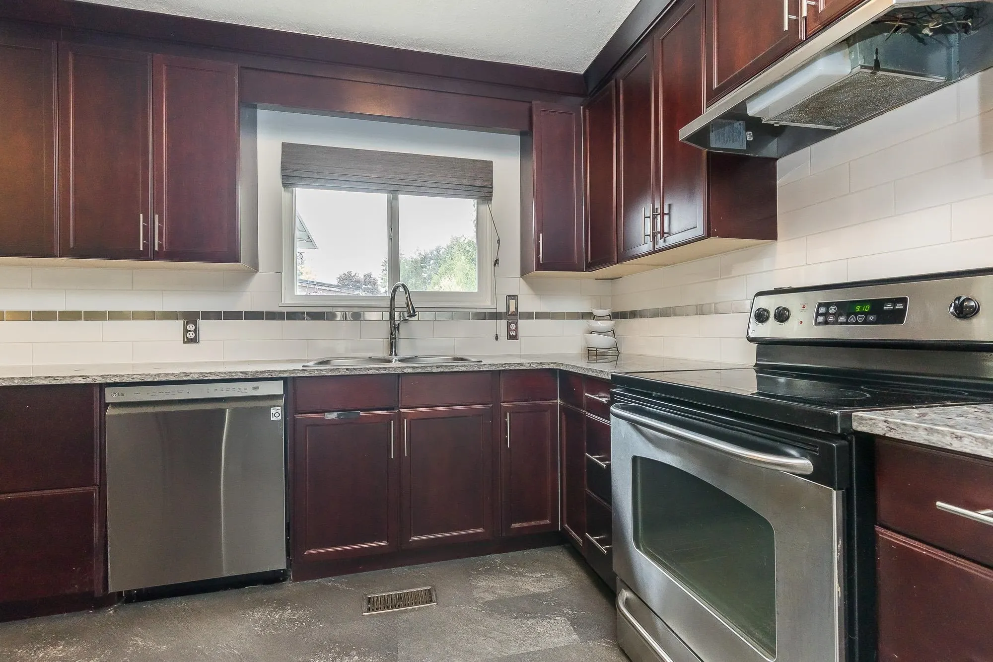 8119 Brown Crescent