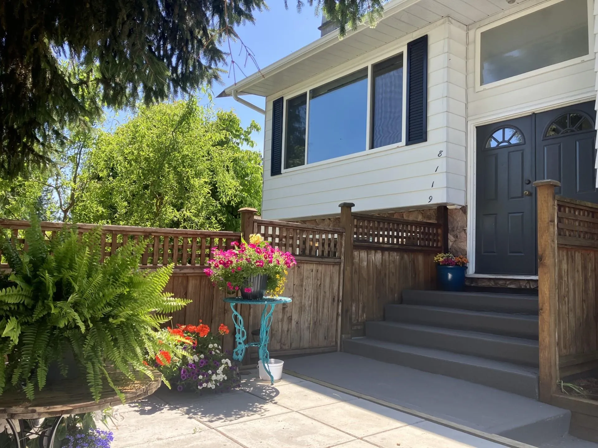8119 Brown Crescent