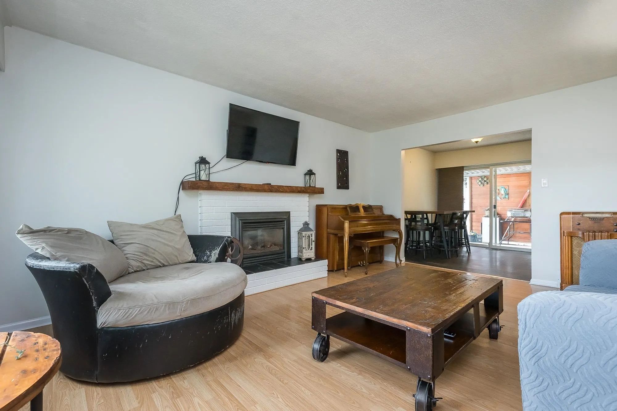8119 Brown Crescent