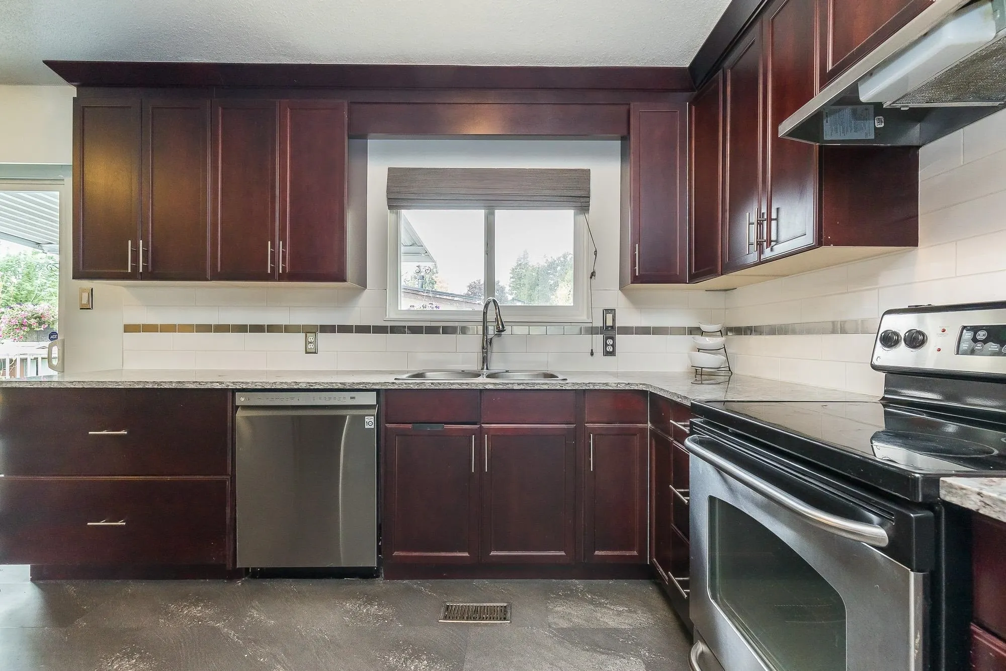 8119 Brown Crescent