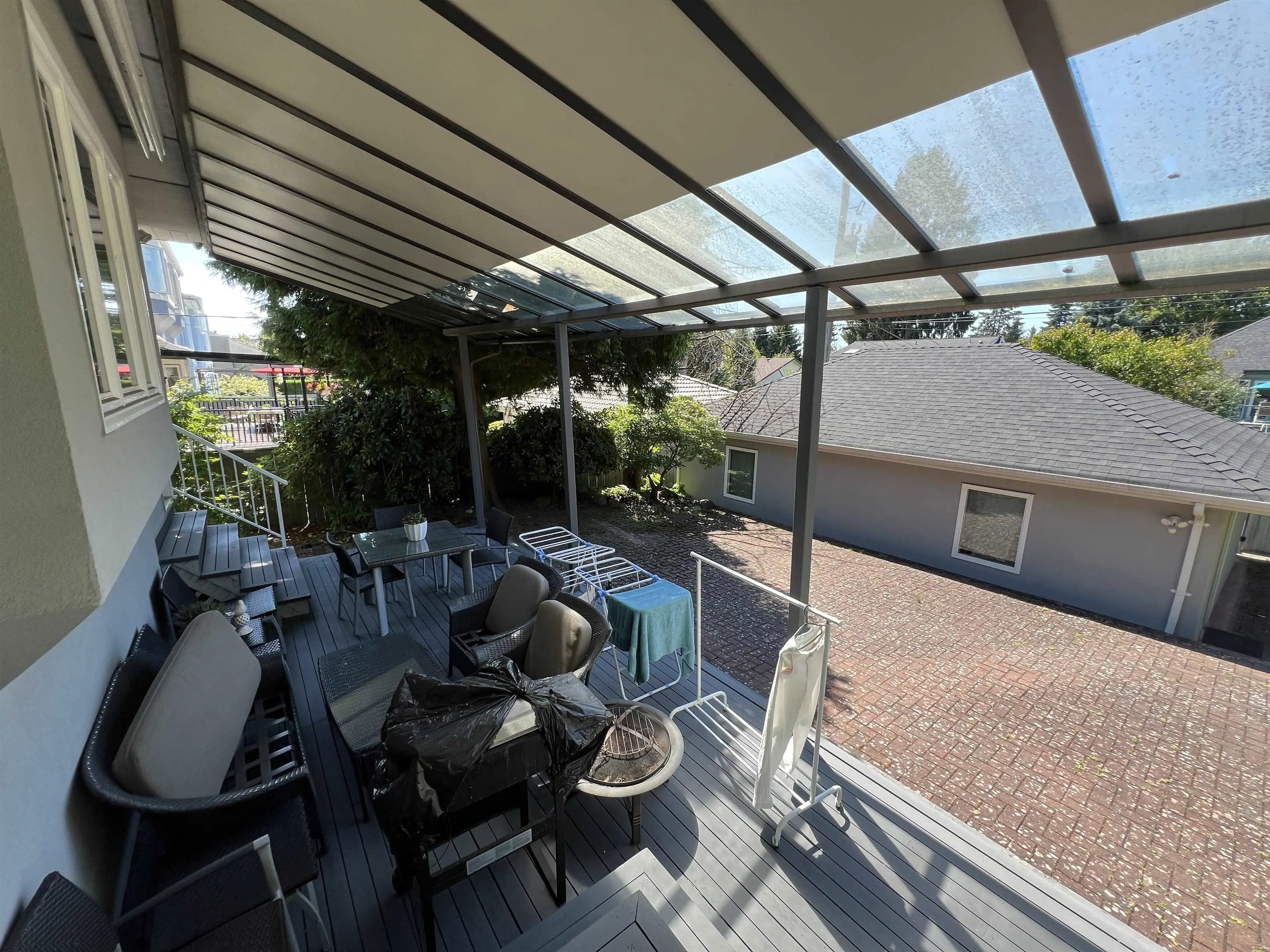Main 71xx Angus Drive