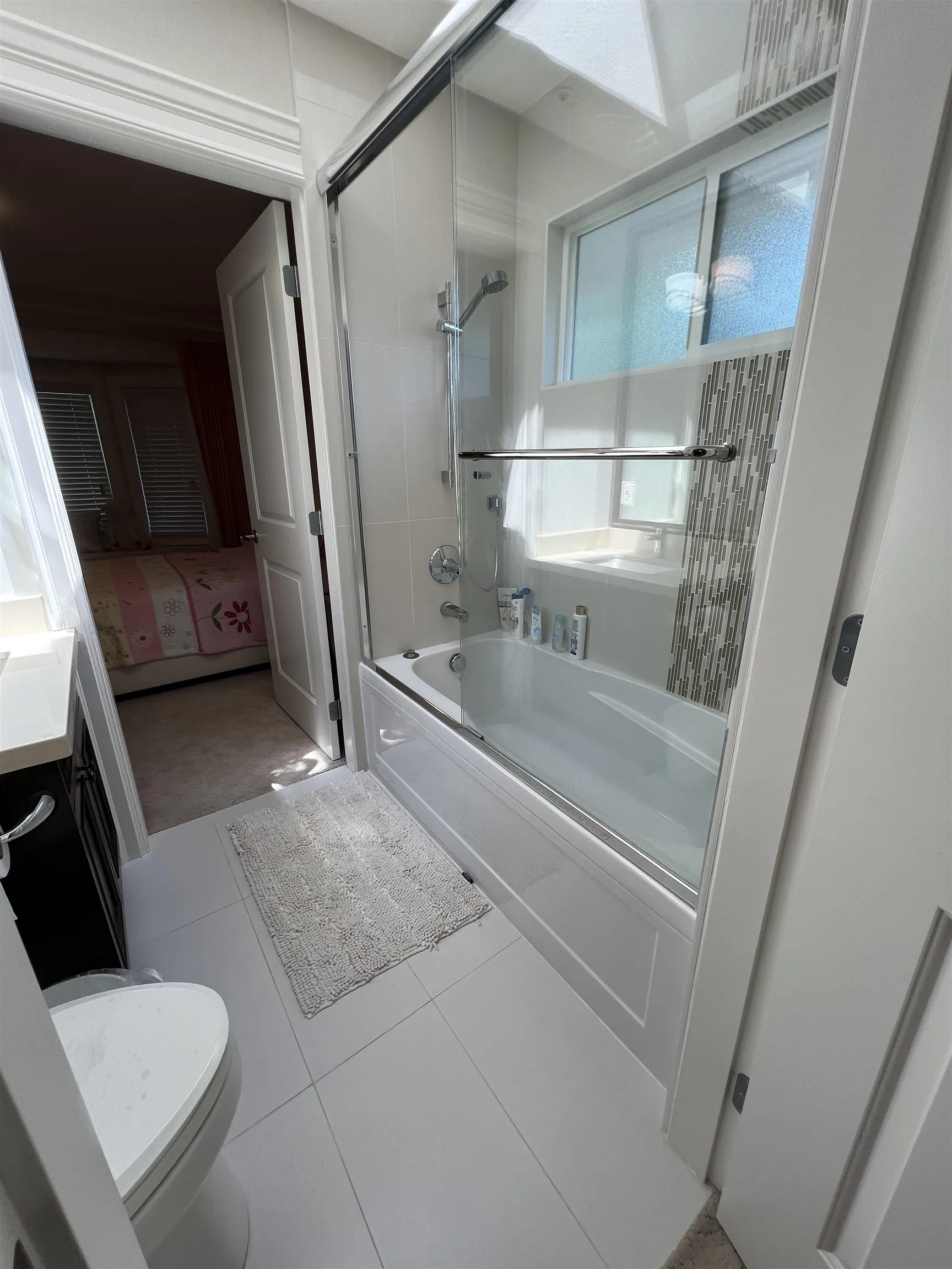 Main 71xx Angus Drive