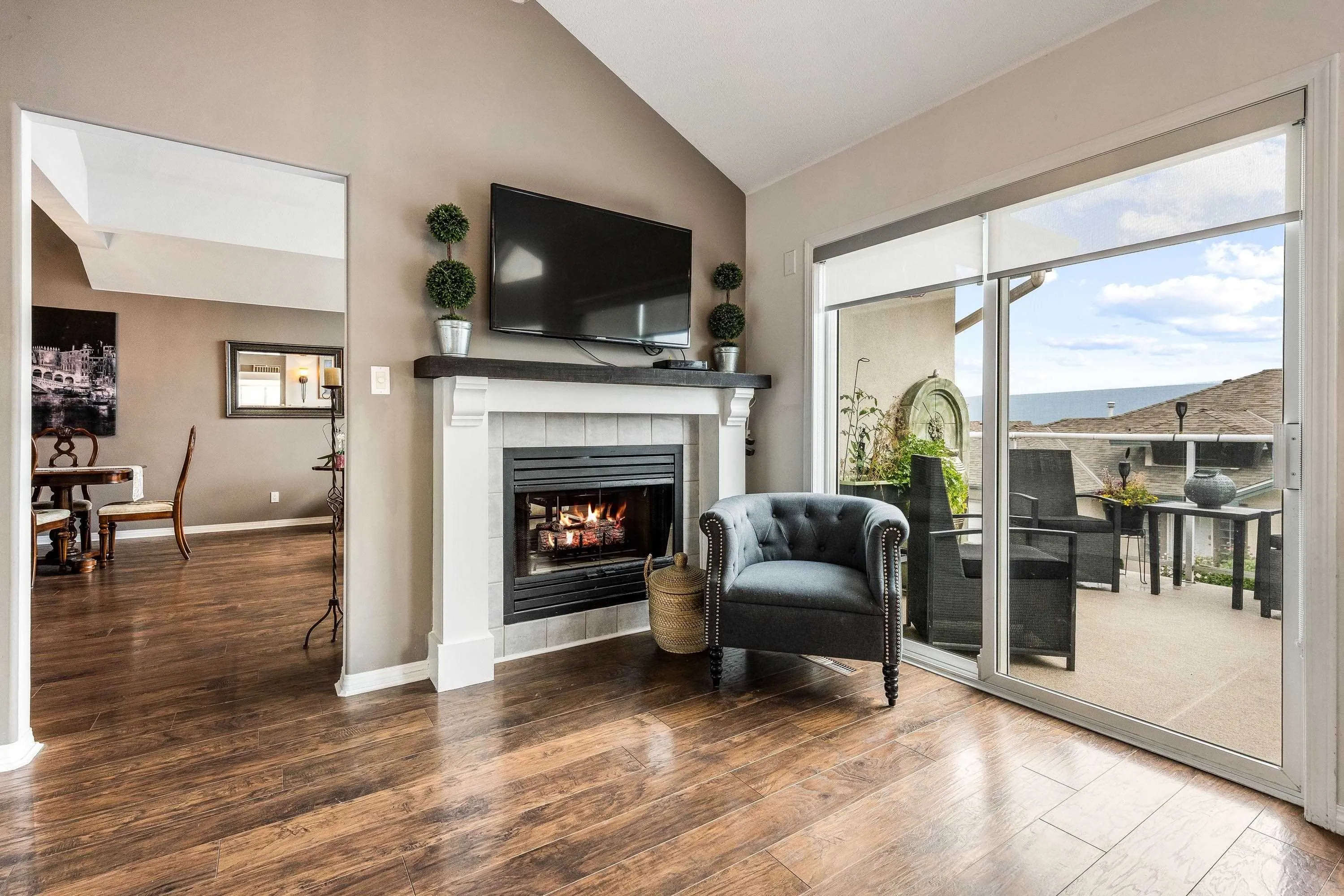 27 8590 Sunrise Drive
