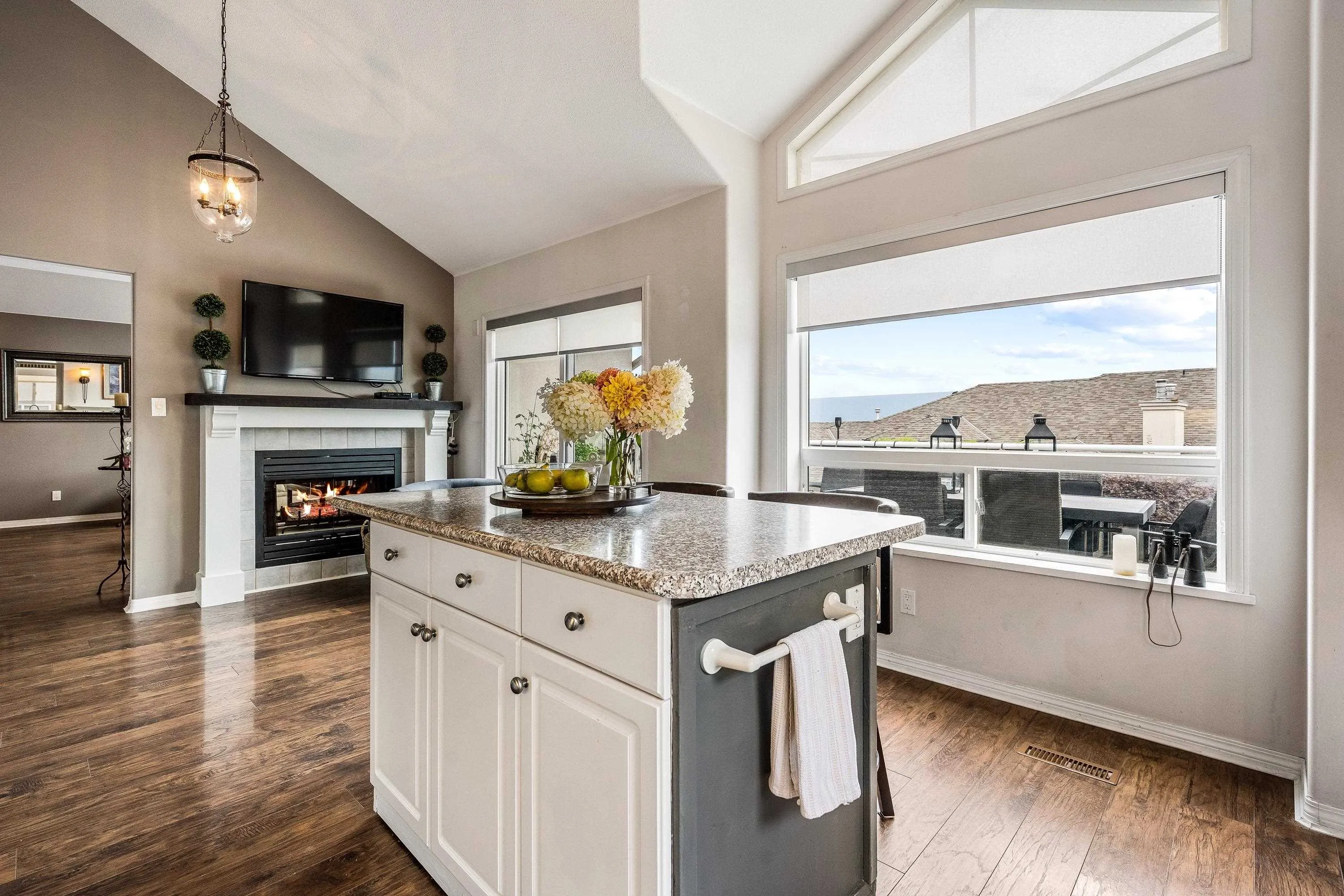27 8590 Sunrise Drive