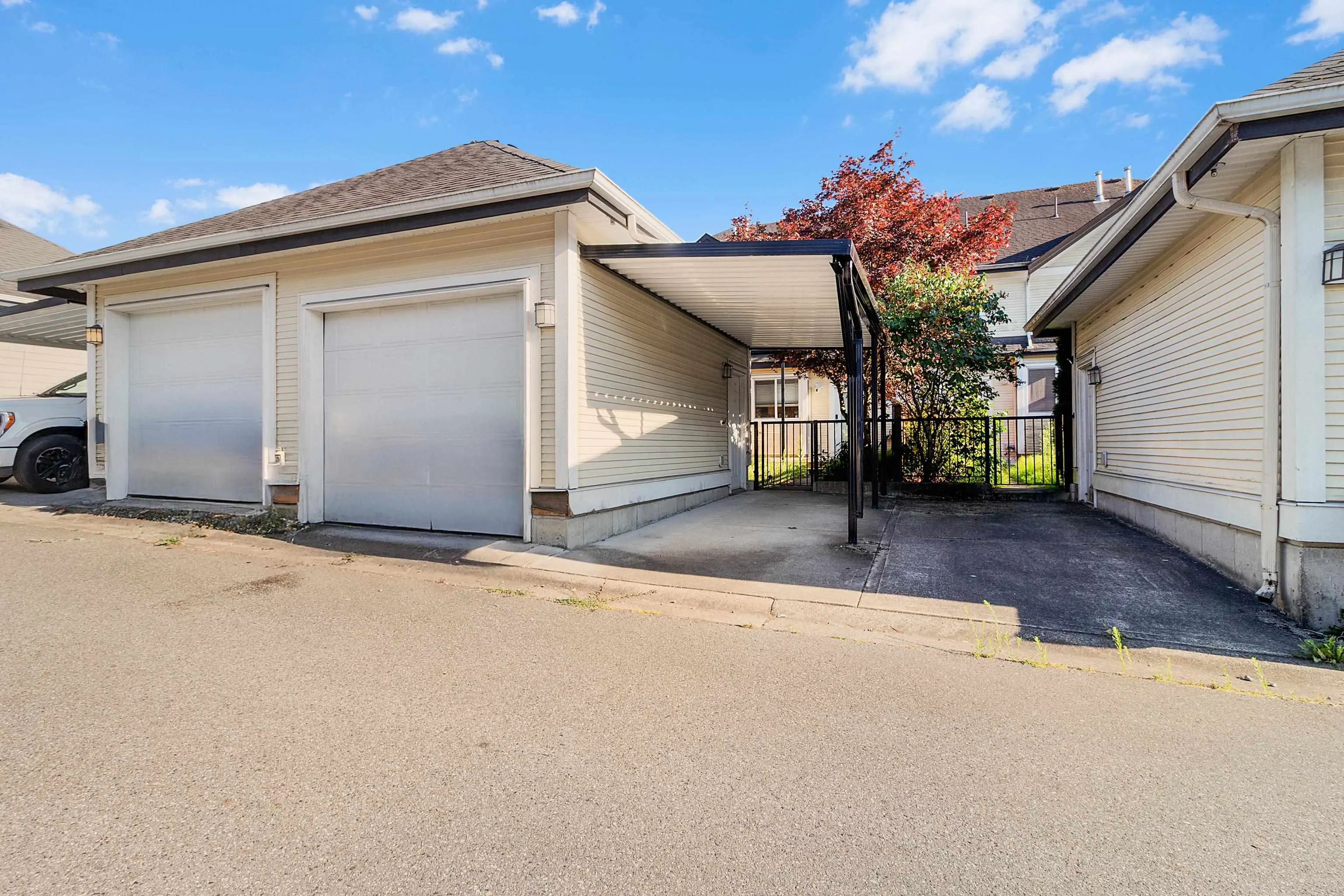 18043 70 Avenue