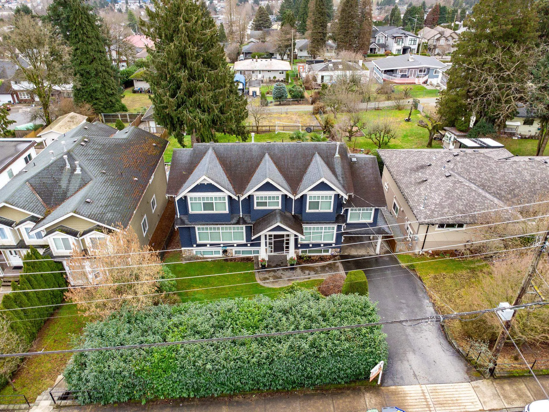 1122 Rochester Avenue