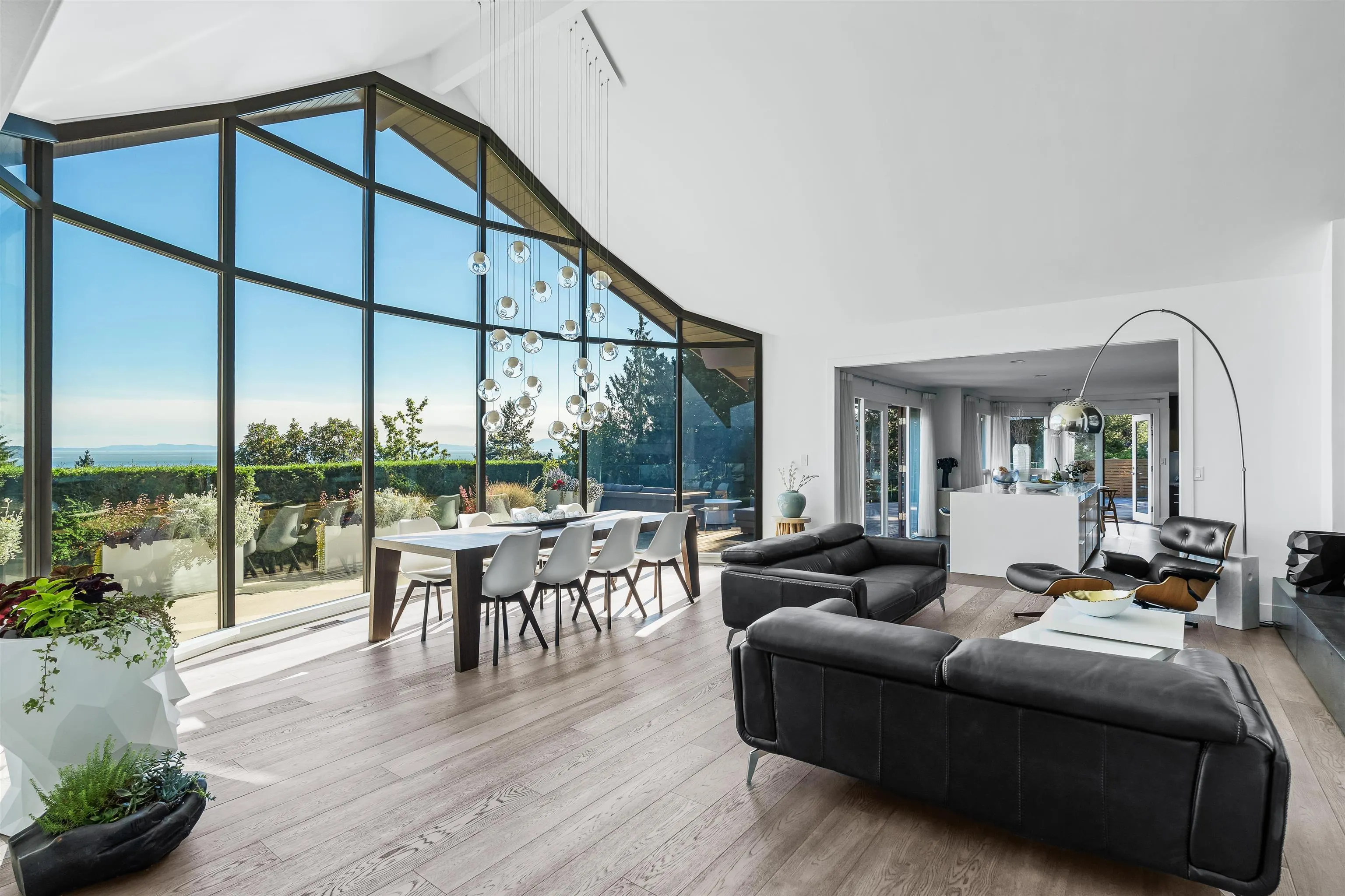 4322 Rockridge Road