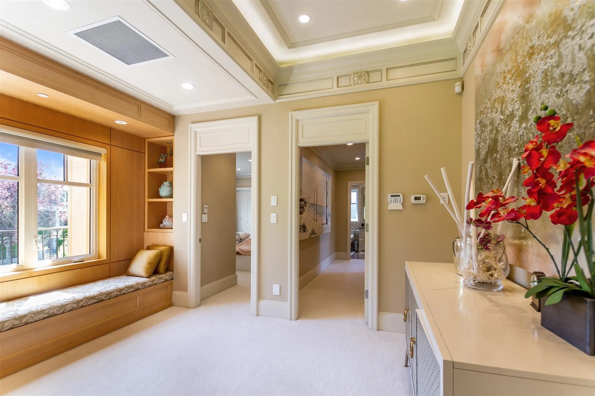 4239 Pine Crescent