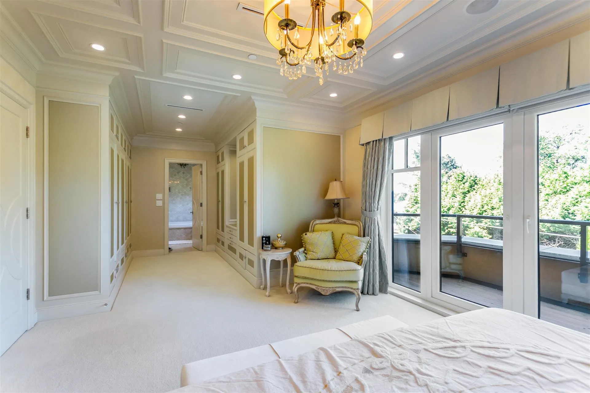 4239 Pine Crescent