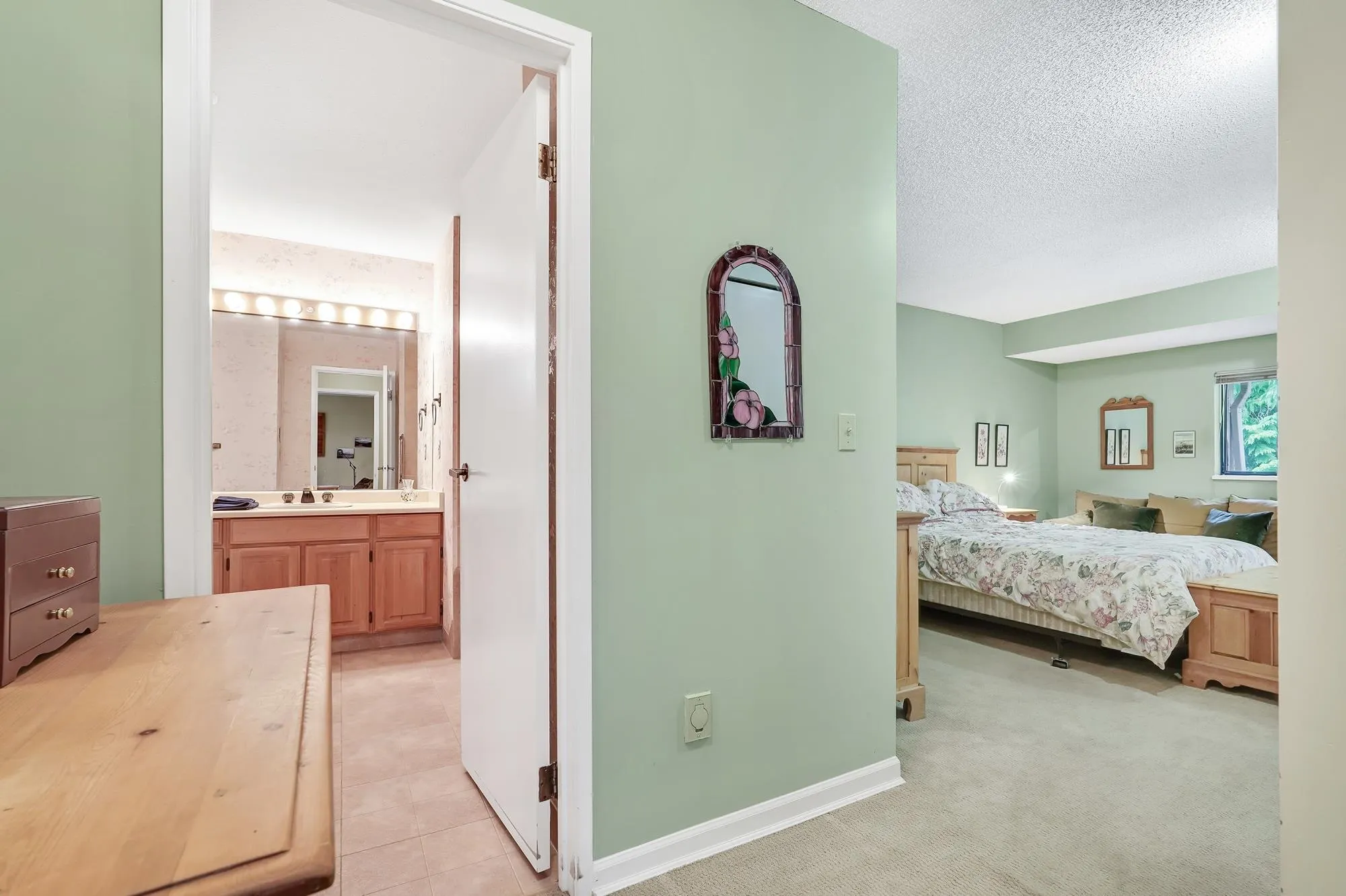 103 12749 16 Avenue