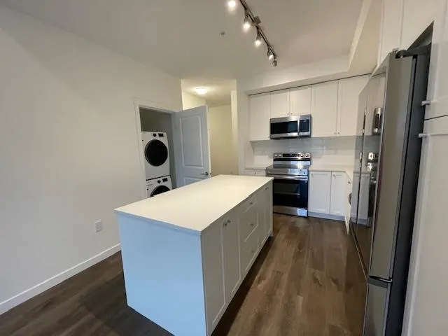 404 16633 24 Avenue