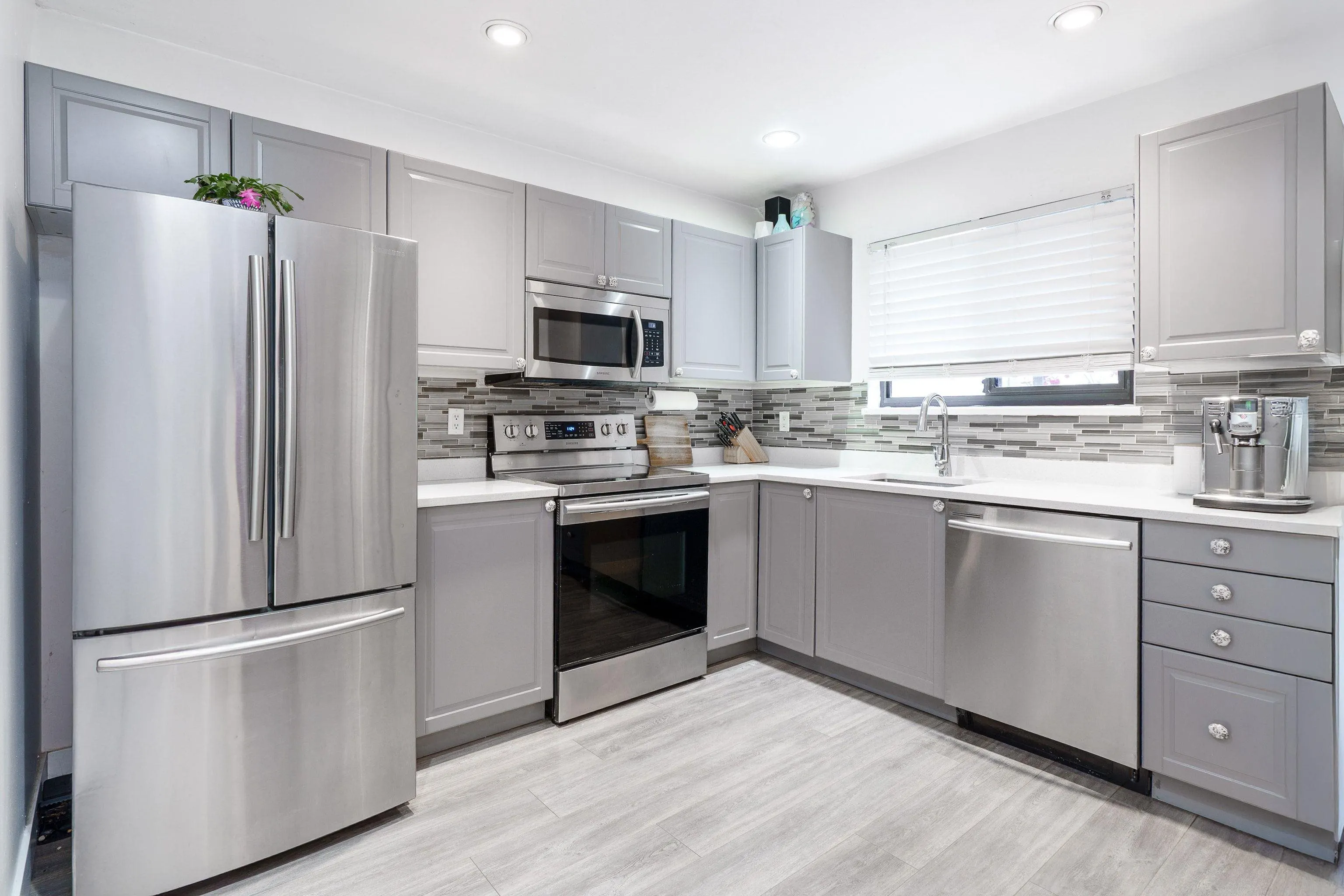 12150 Faber Crescent